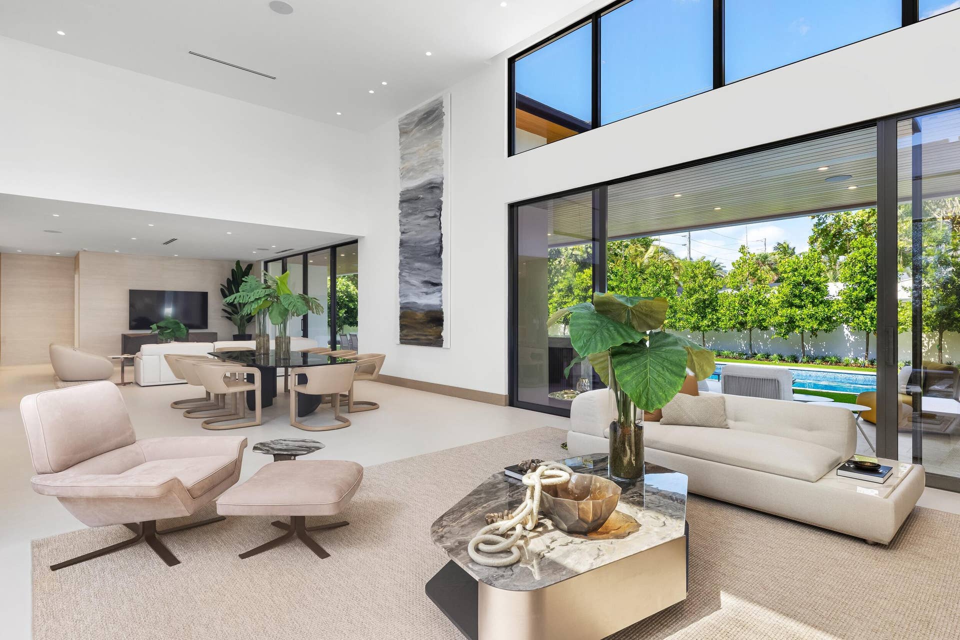 1351 Cocoanut Road, Boca Raton, FL 33432 LIVING ROOM
