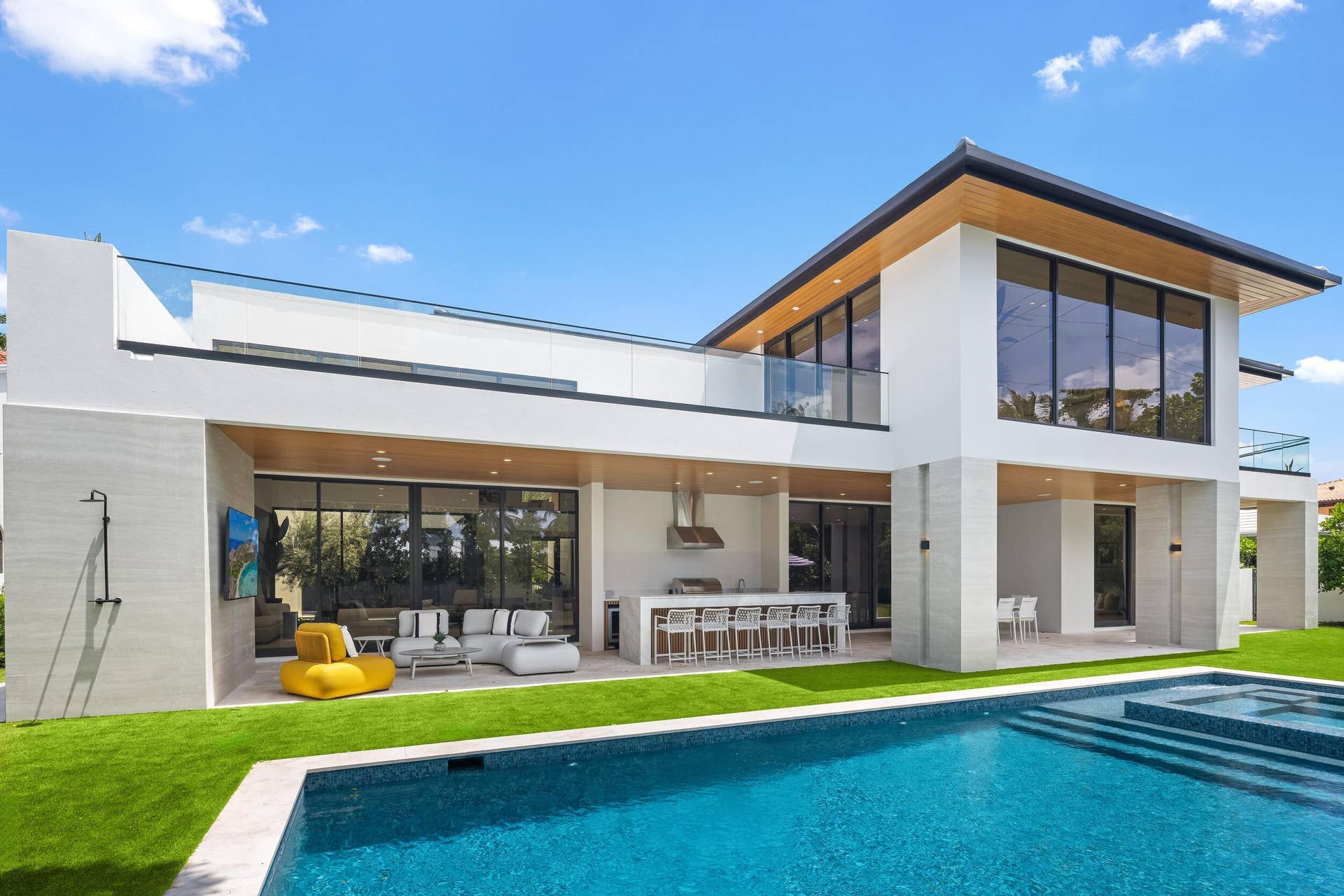 1351 Cocoanut Road, Boca Raton, FL 33432 POOL / PATIO