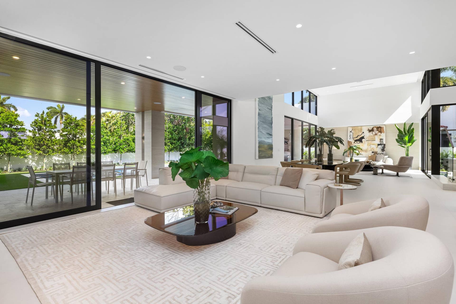 1351 Cocoanut Road, Boca Raton, FL 33432 FAMILY ROOM