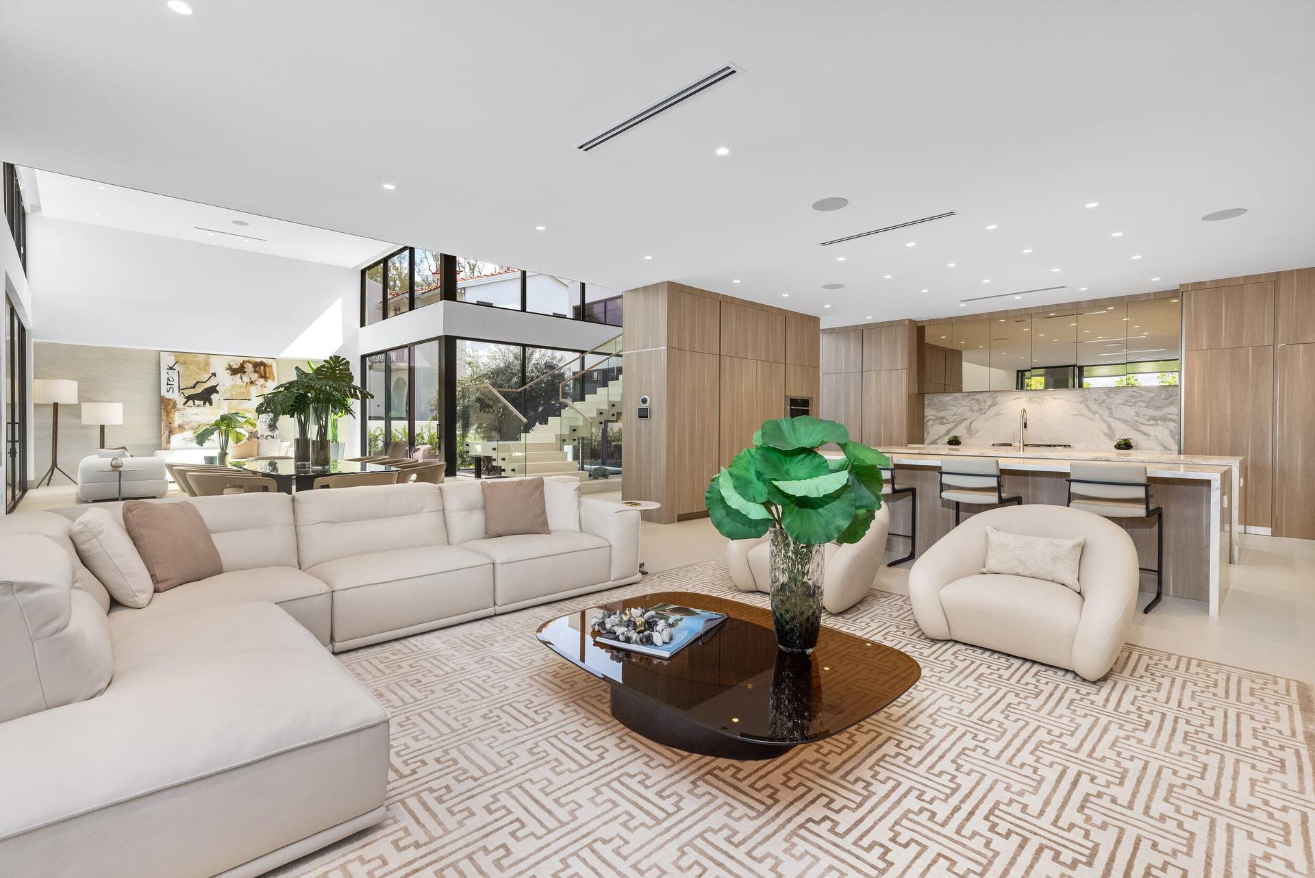1351 Cocoanut Road, Boca Raton, FL 33432 FAMILY ROOM