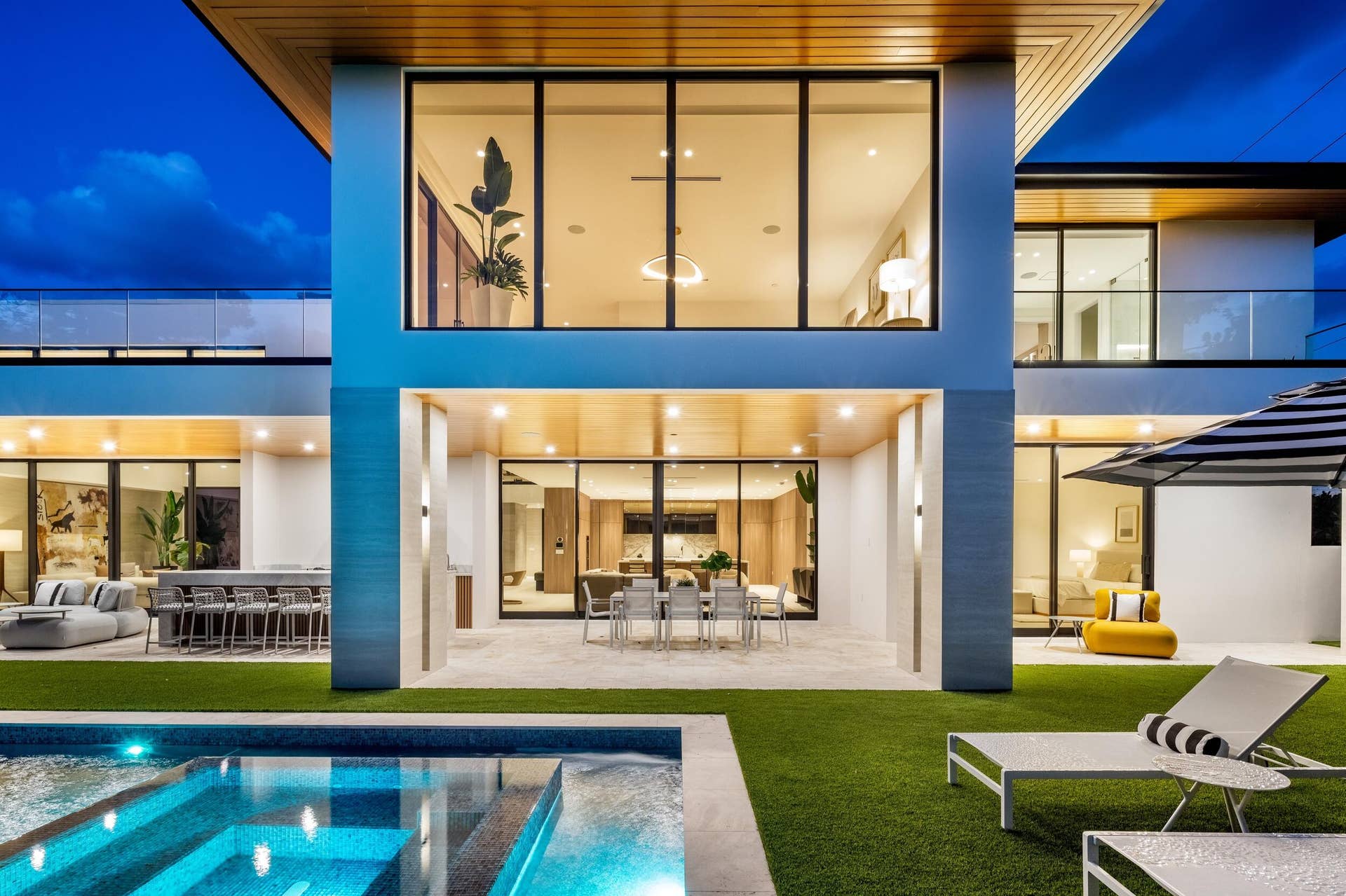 1351 Cocoanut Road, Boca Raton, FL 33432 SPA / PATIO