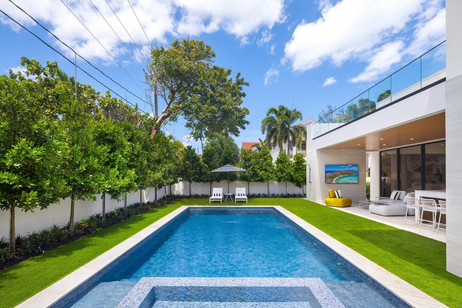 1351 Cocoanut Road, Boca Raton, FL 33432 POOL / PATIO