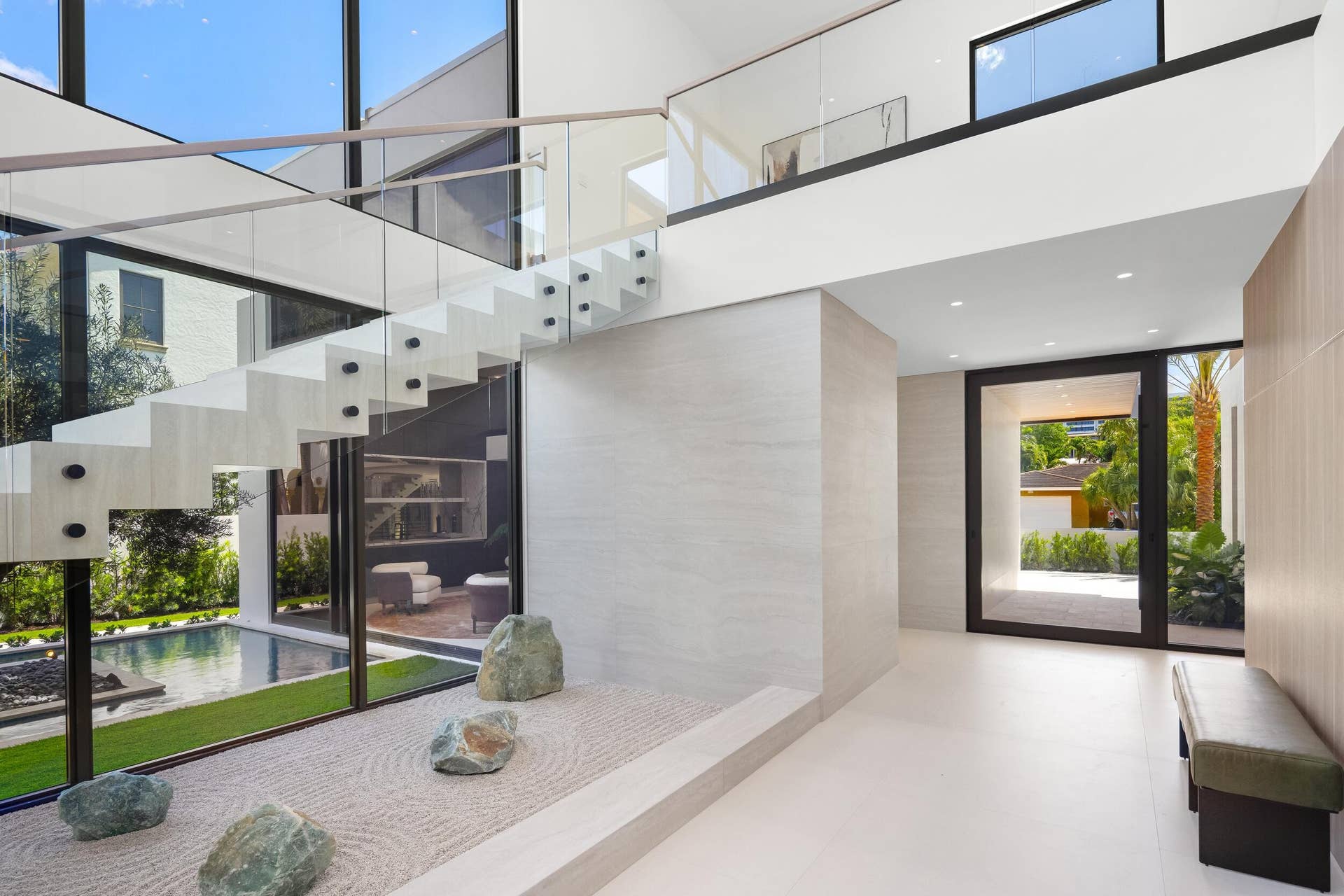 1351 Cocoanut Road, Boca Raton, FL 33432 FLOATING STAIRS