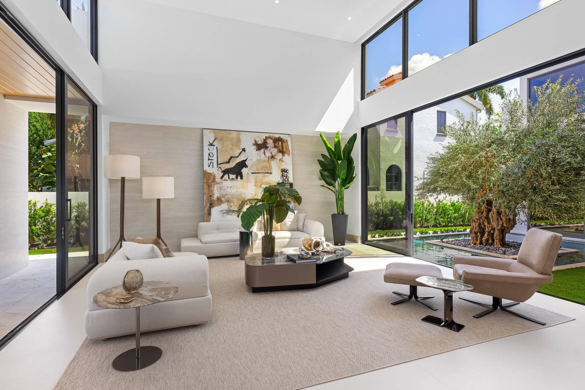 1351 Cocoanut Road, Boca Raton, FL 33432 LIVING ROOM