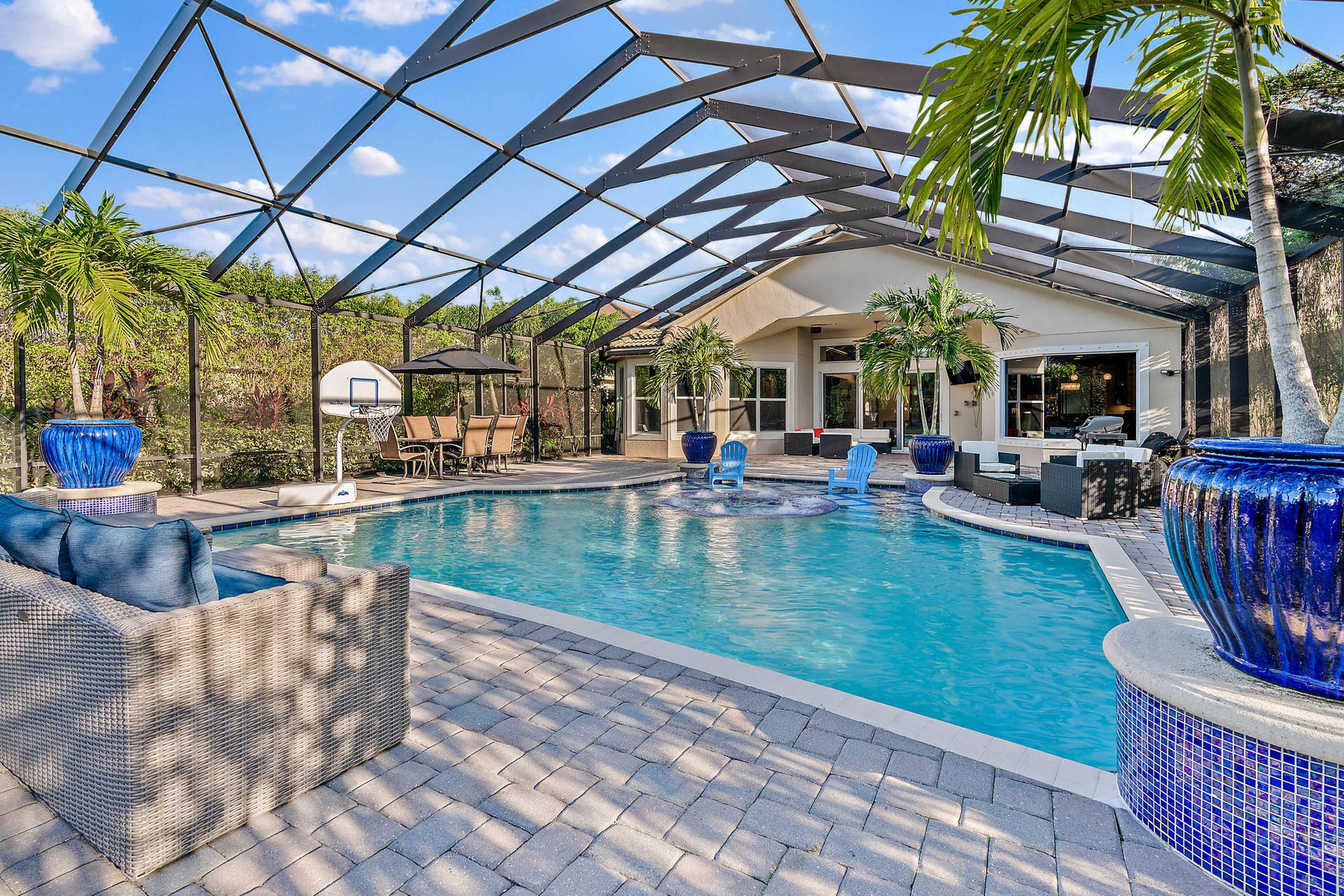 279 Carina Dr