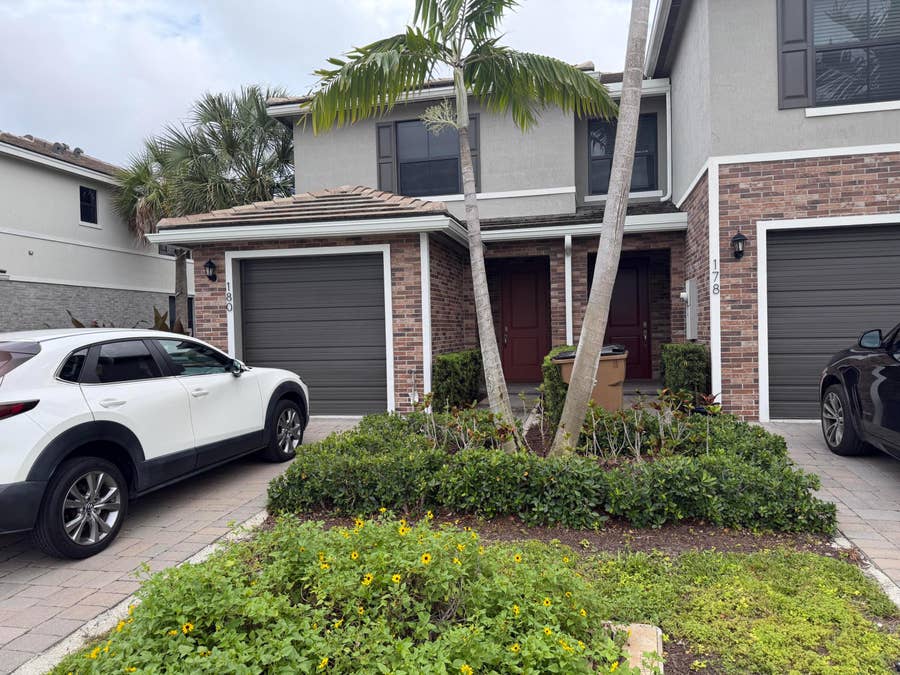 Property photo for 178 SE 5th Court SE, Deerfield Beach, FL