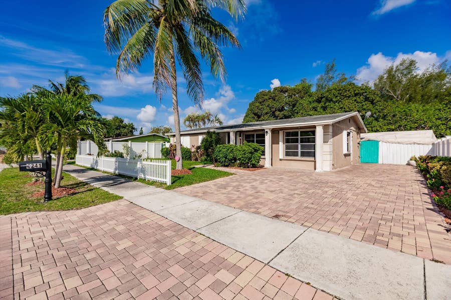 Property photo for 4241 NE 1st Terrace, Pompano Beach, FL