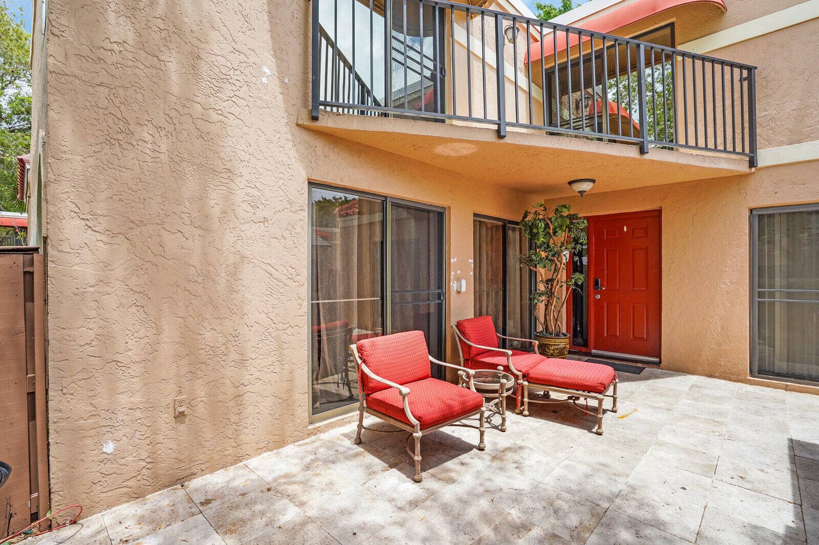 Private Courtyard