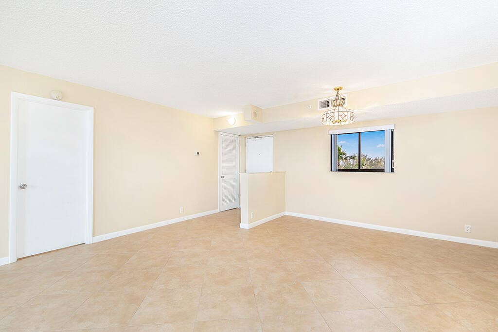 400 Ocean Trail Way, #203, Jupiter, FL 33477 IMG_0369