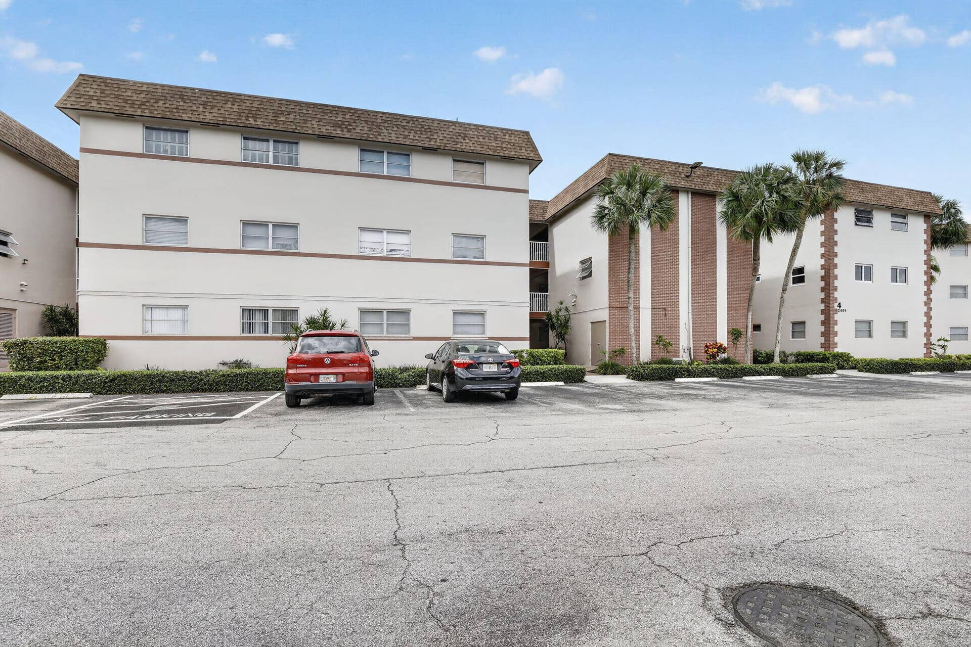2491 SW 82nd Avenue, #108, Davie, FL 33324 3-web-or-mls-_A7A0546