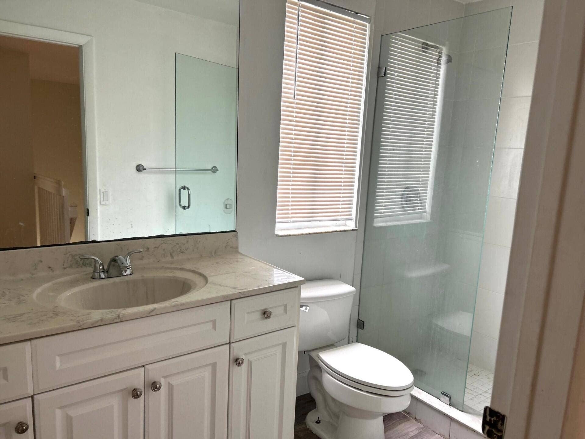 4361 hv bath