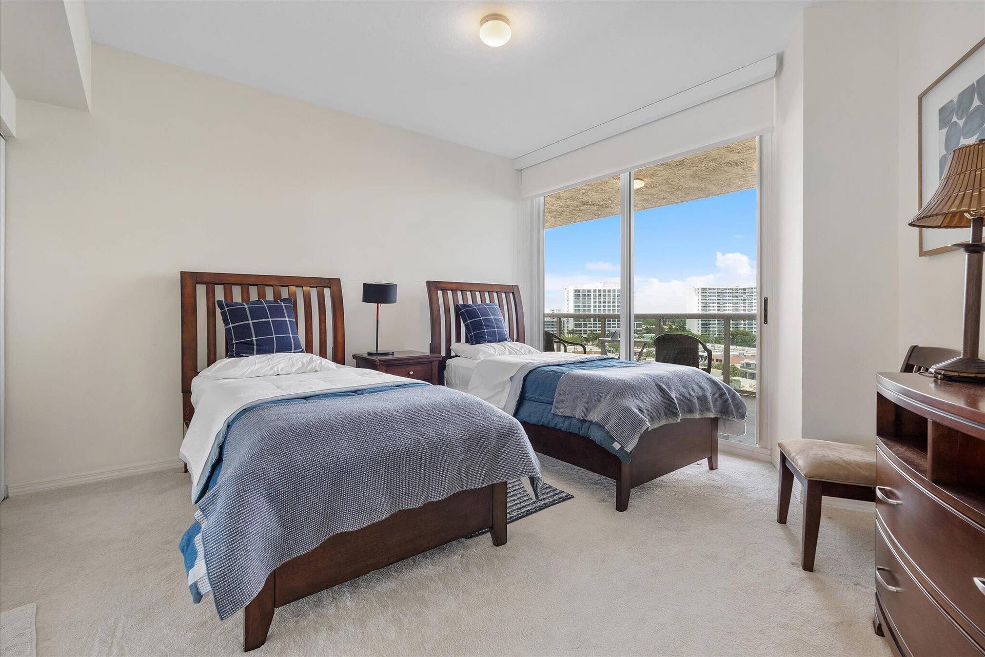 31-3100 N Ocean Blvd #804_031