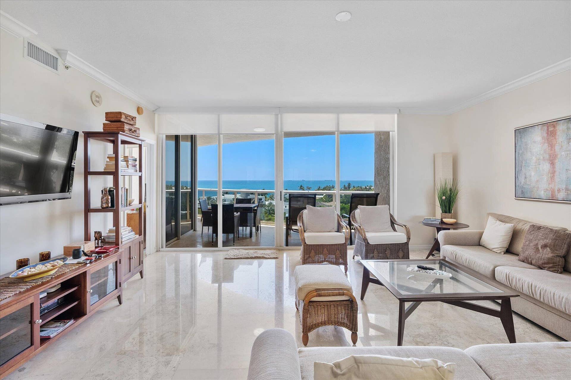 05-3100 N Ocean Blvd #804_005