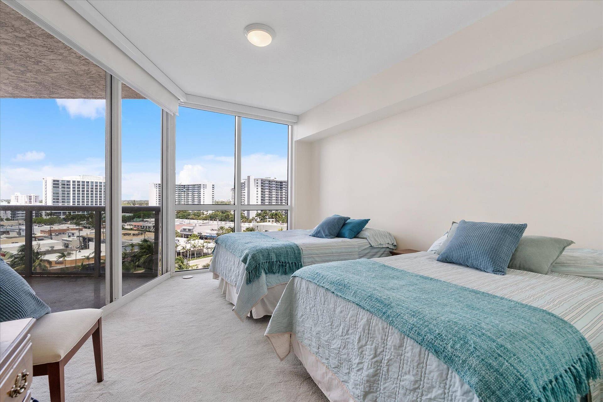 26-3100 N Ocean Blvd #804_026