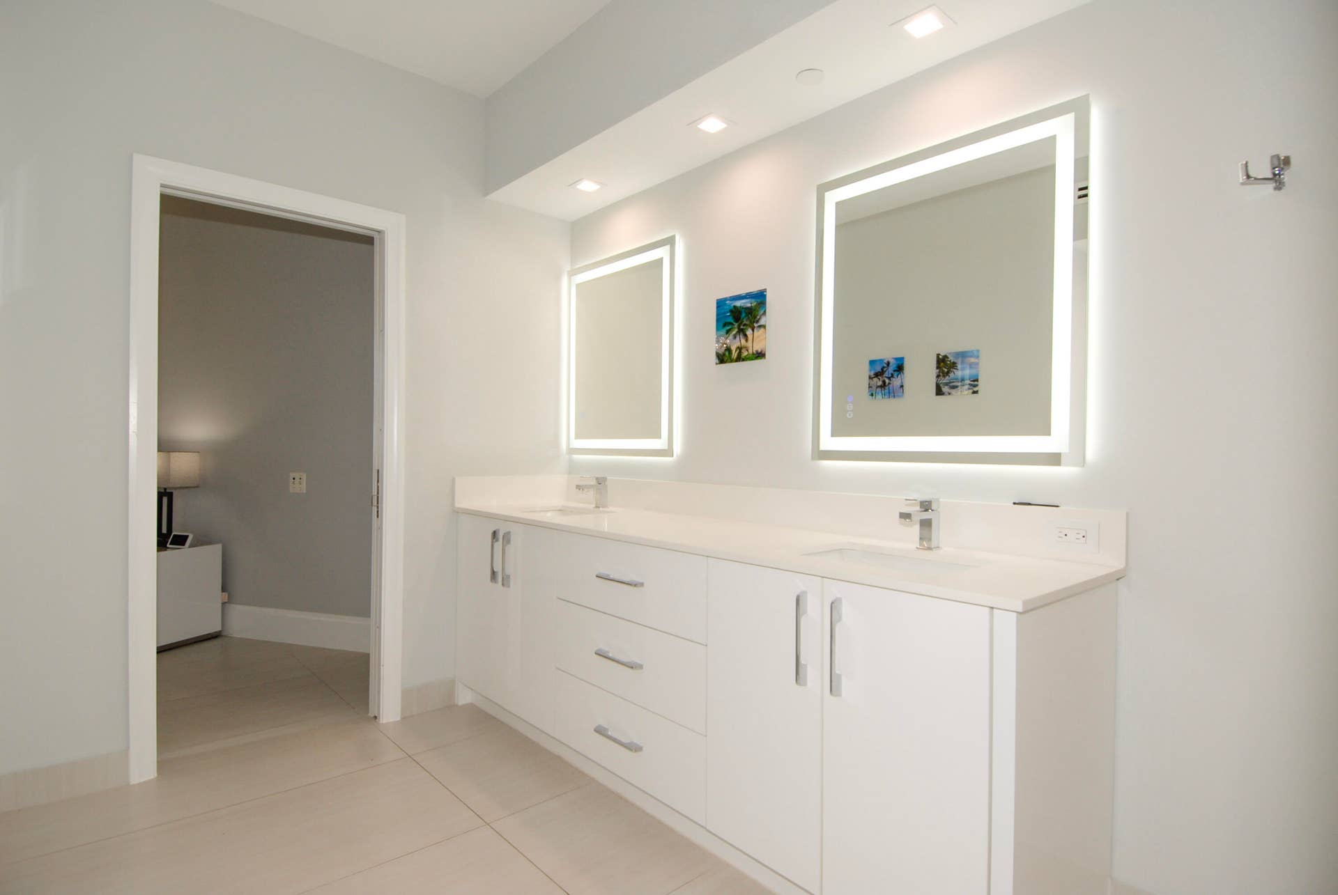 Main bathroom