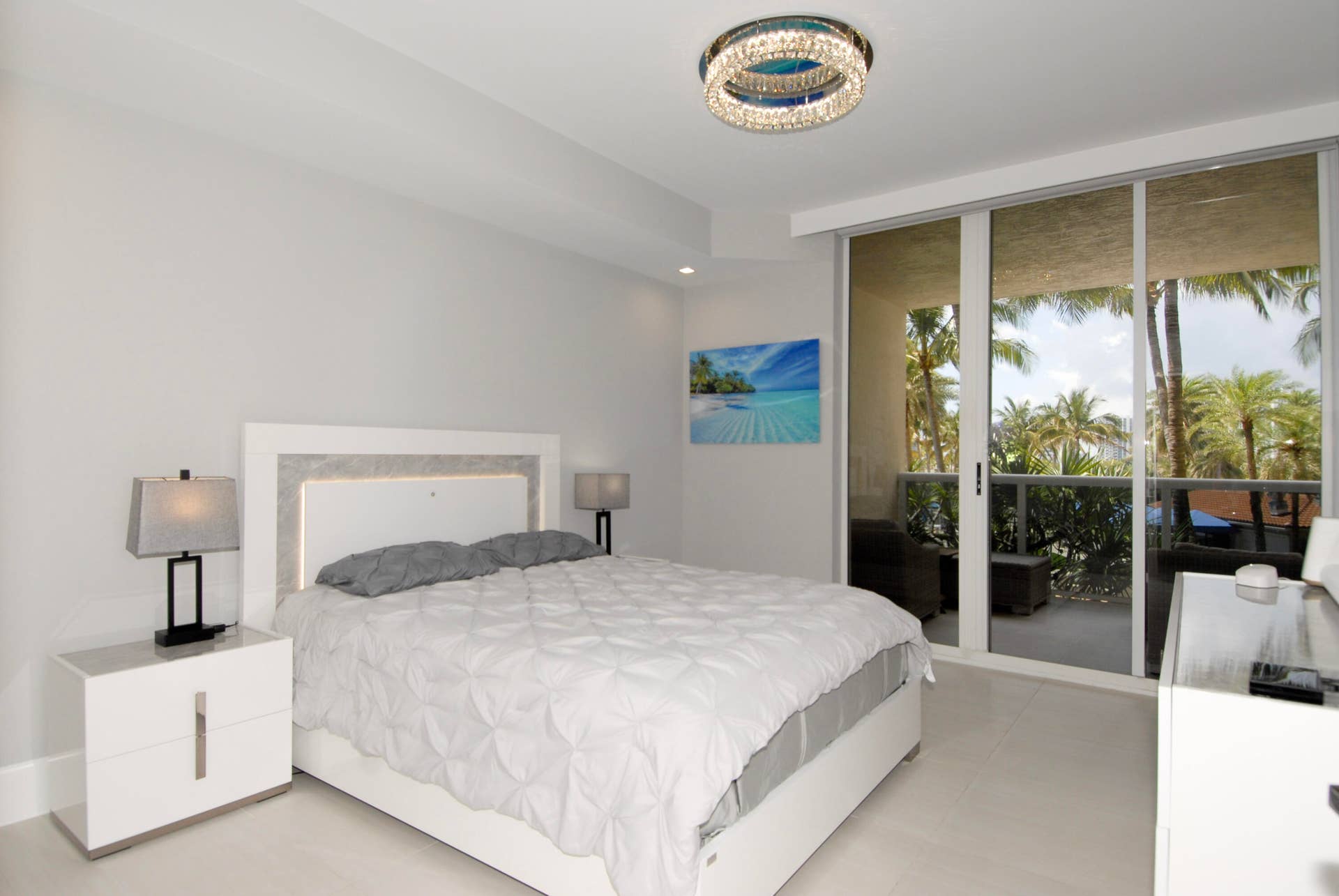 Guest bedroom