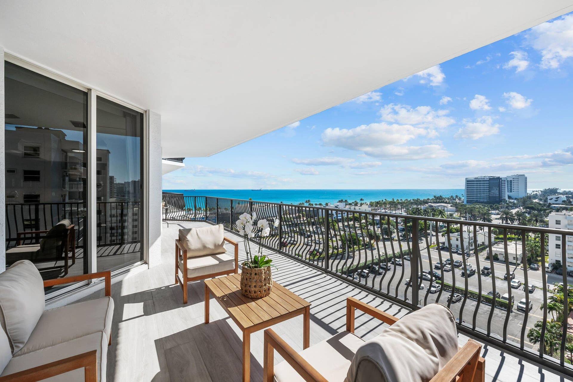 100 S Birch Road, #1004, Fort Lauderdale, FL 33316 25-web-or-mls-DSC_6536