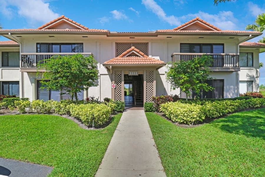 Property photo for 1111 Duncan Circle, #104, Palm Beach Gardens, FL