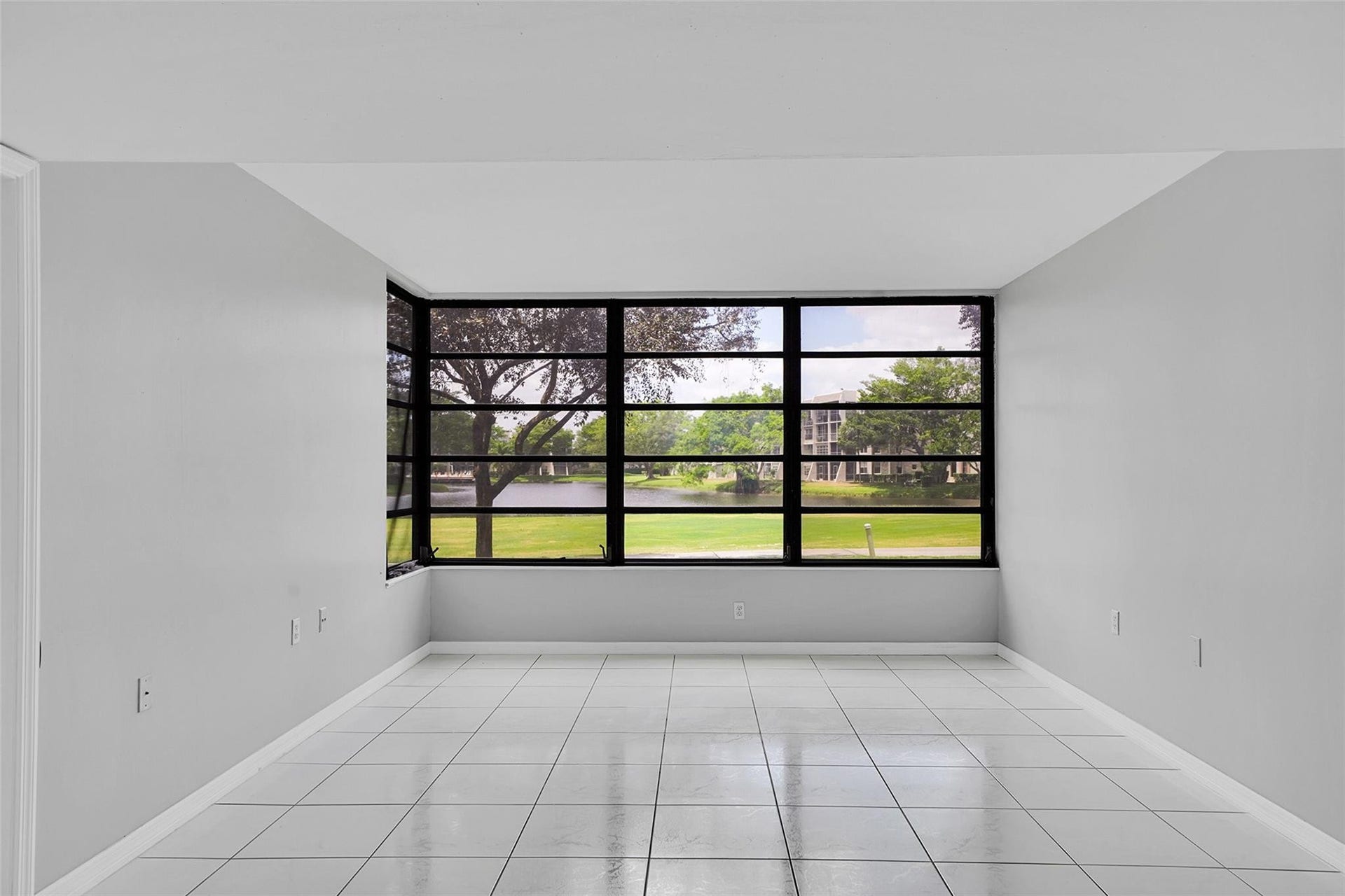 1713 Whitehall Drive, #103, Davie, Davie, FL 33324 Photo 20