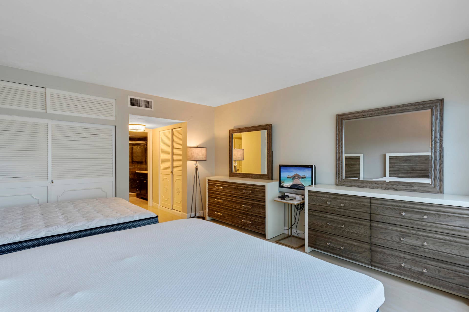 3850 Galt Ocean Drive, #308, Fort Lauderdale, FL 33308 DSC_9773