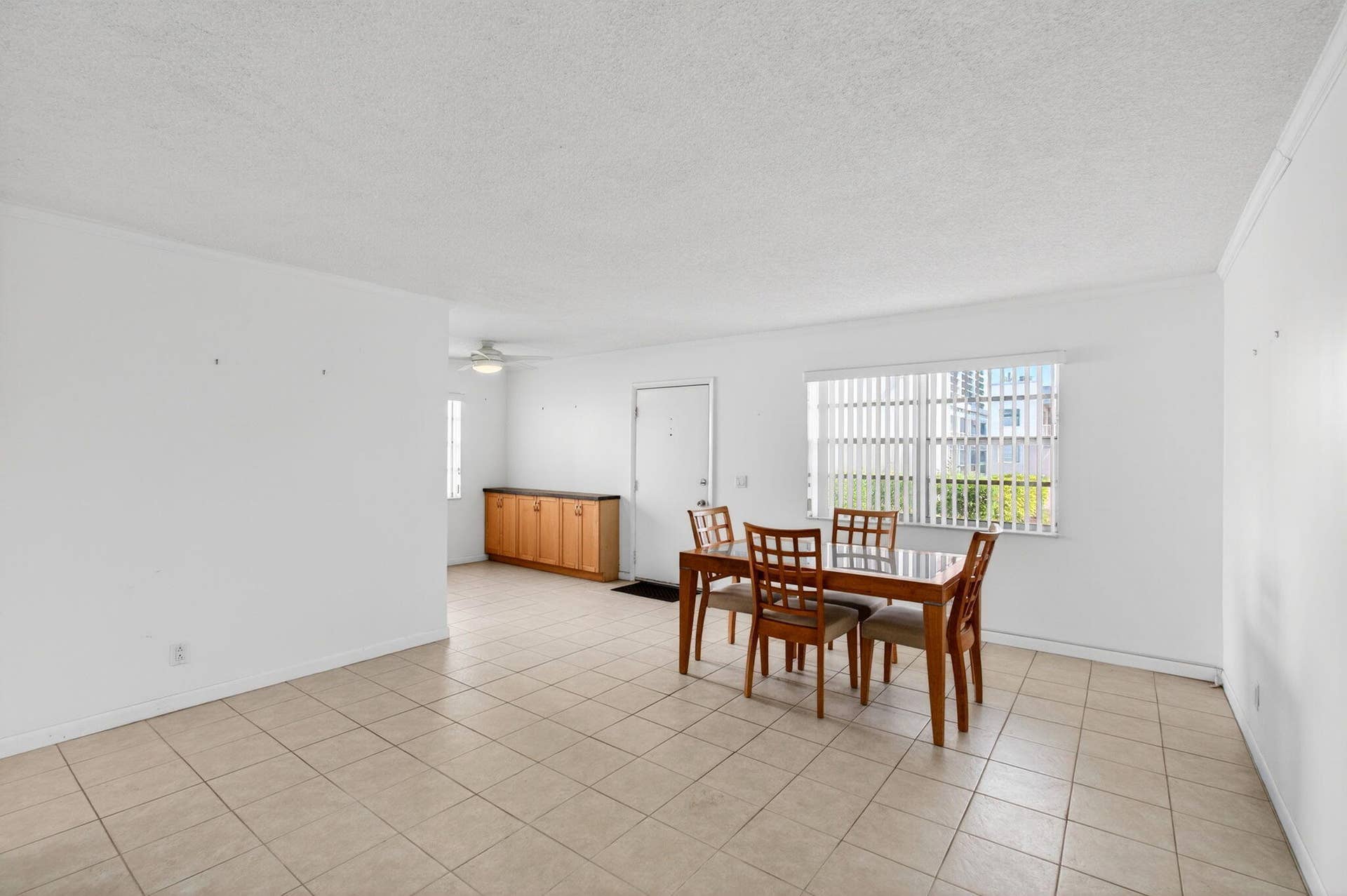 167 Normandy, #D, Delray Beach, FL 33484 Dining Room with Natural Light