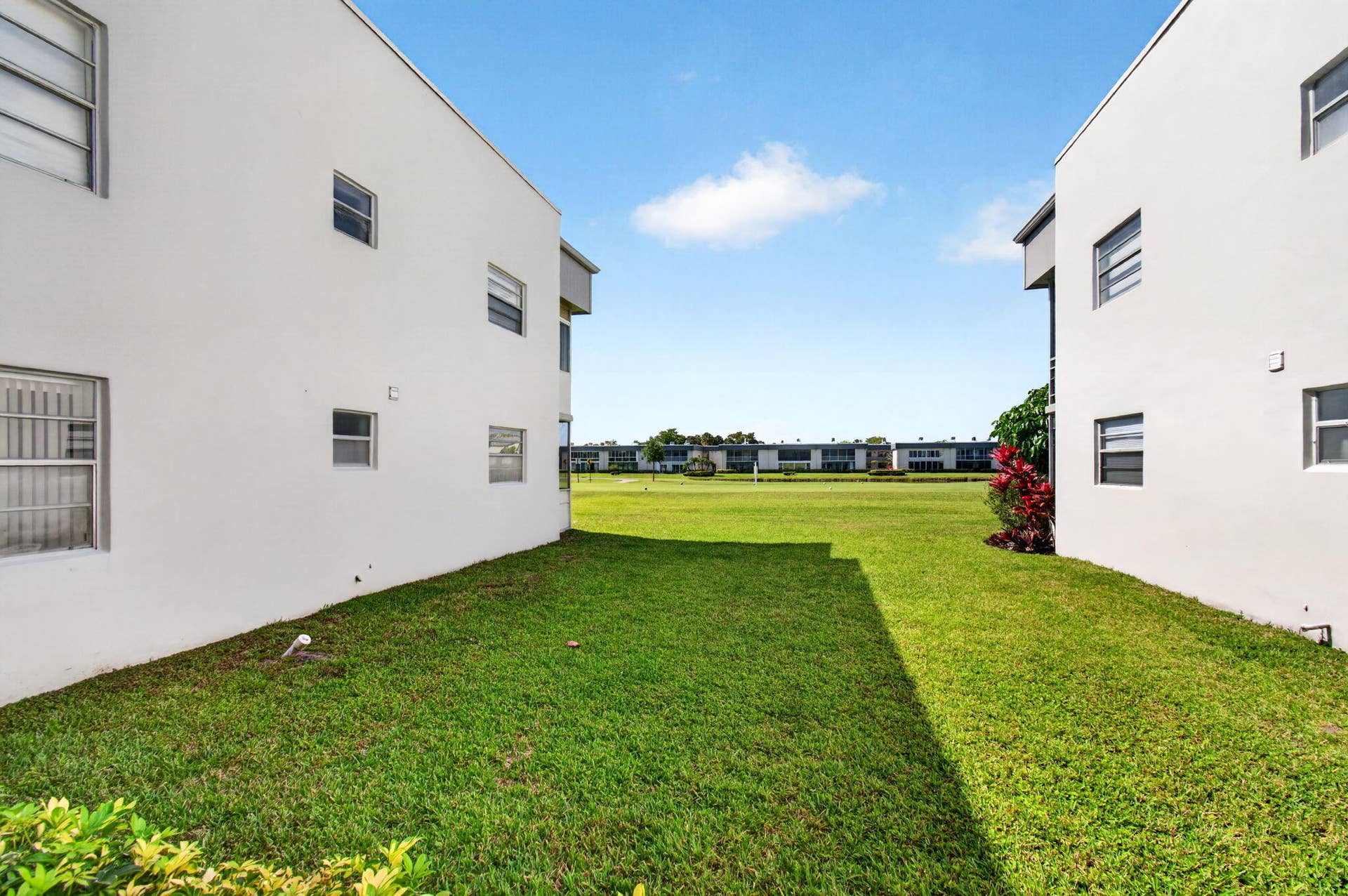 167 Normandy, #D, Delray Beach, FL 33484 Greenspace View from Corner Condo
