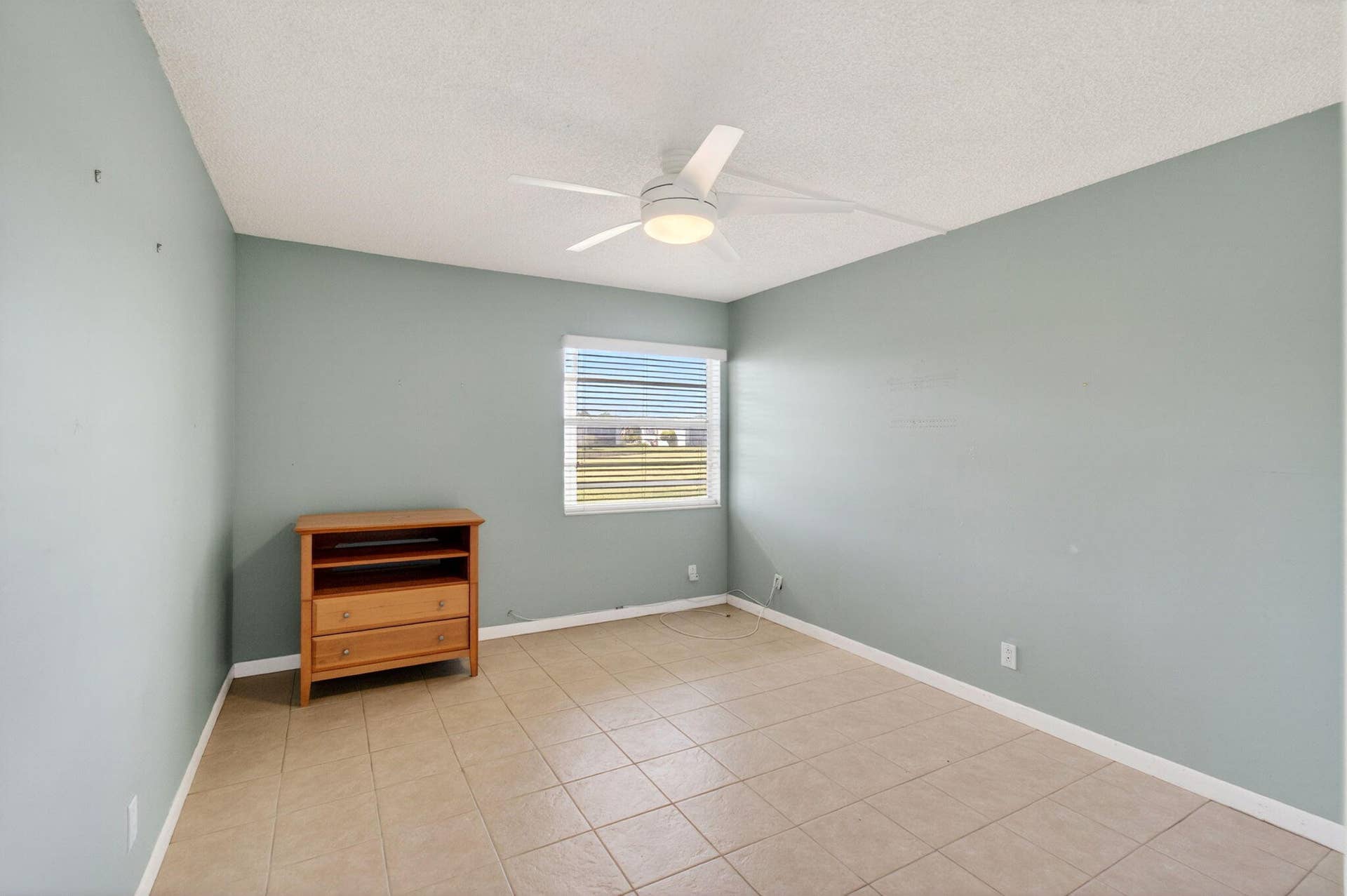 167 Normandy, #D, Delray Beach, FL 33484 Bedroom Window View