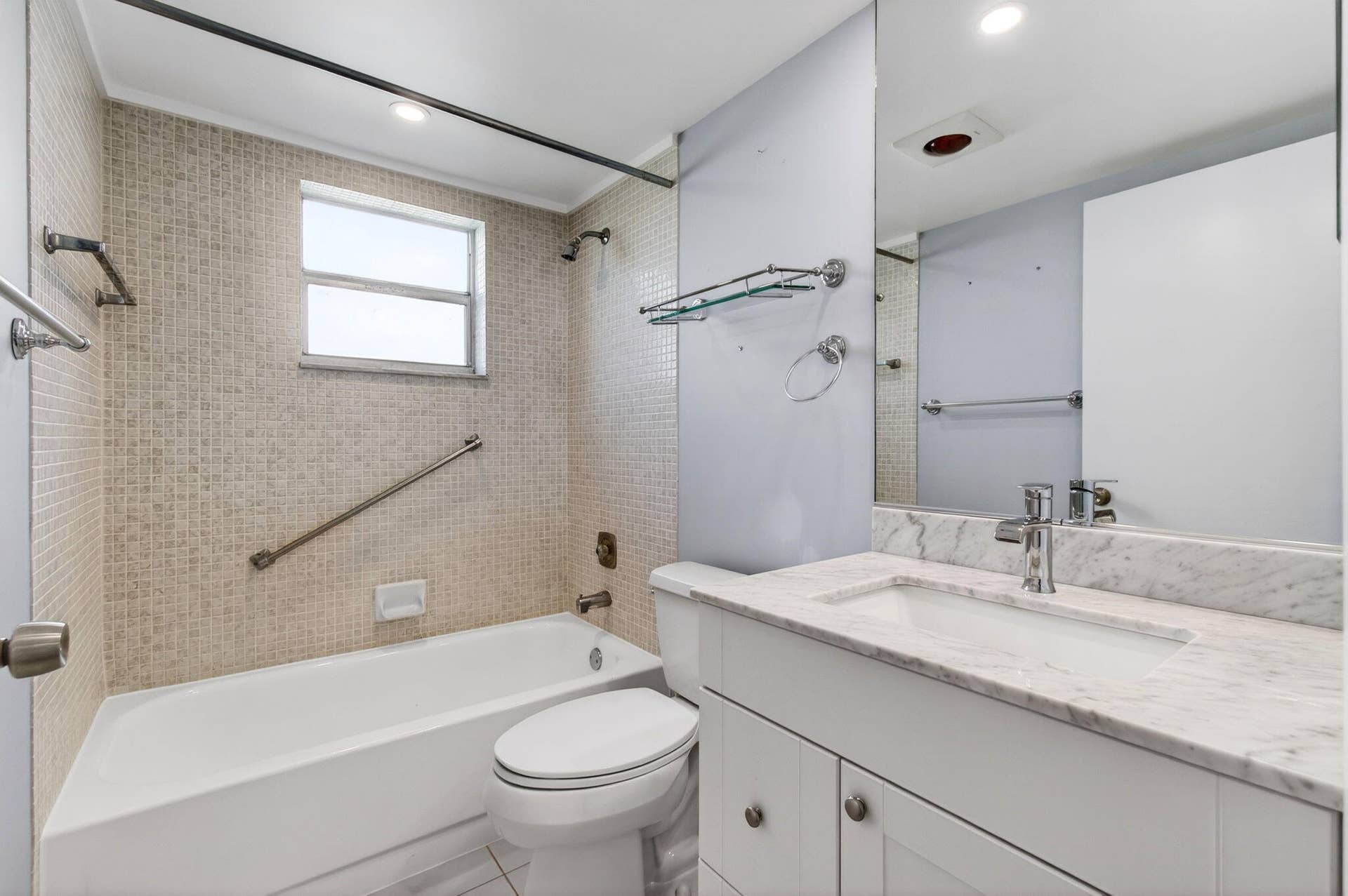 167 Normandy, #D, Delray Beach, FL 33484 Tub and Shower Bath with Updated Vanity