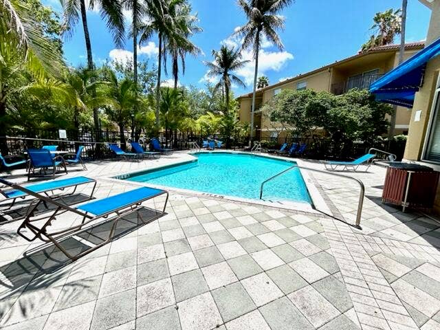 741 N Pine Island Road, #303, Plantation, Plantation, FL 33324 IMG_9283