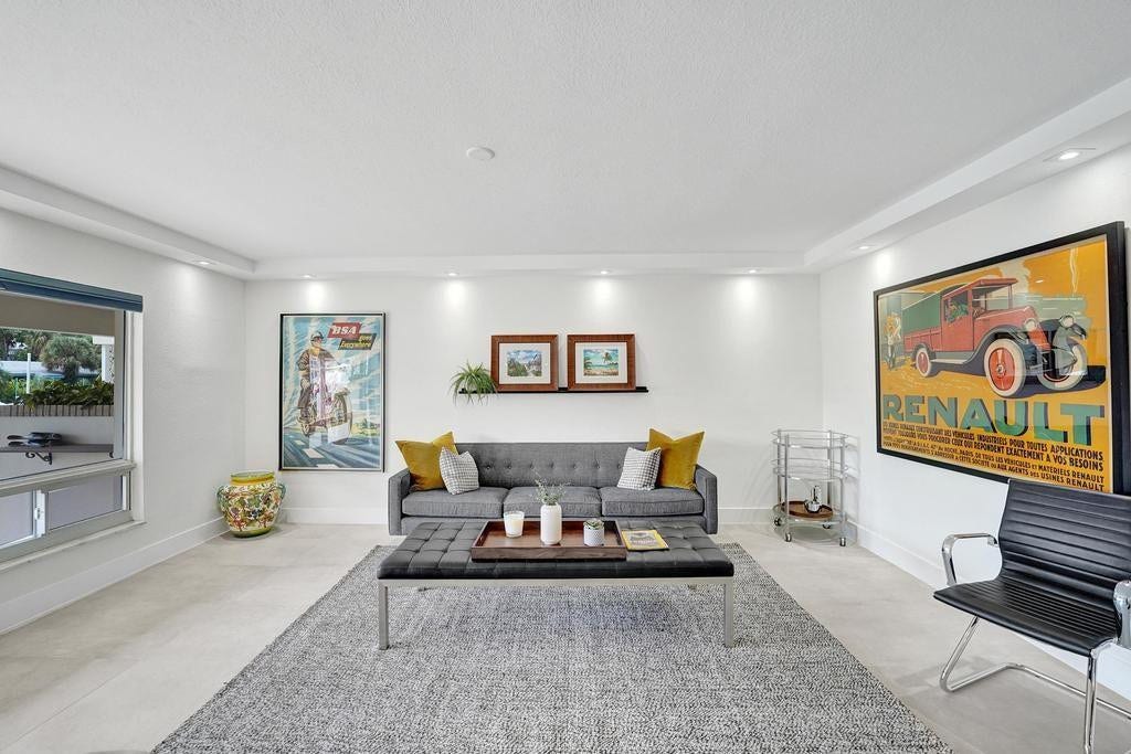 2866 NE 30th Street, #9, Fort Lauderdale, FL 33306 Photo 9