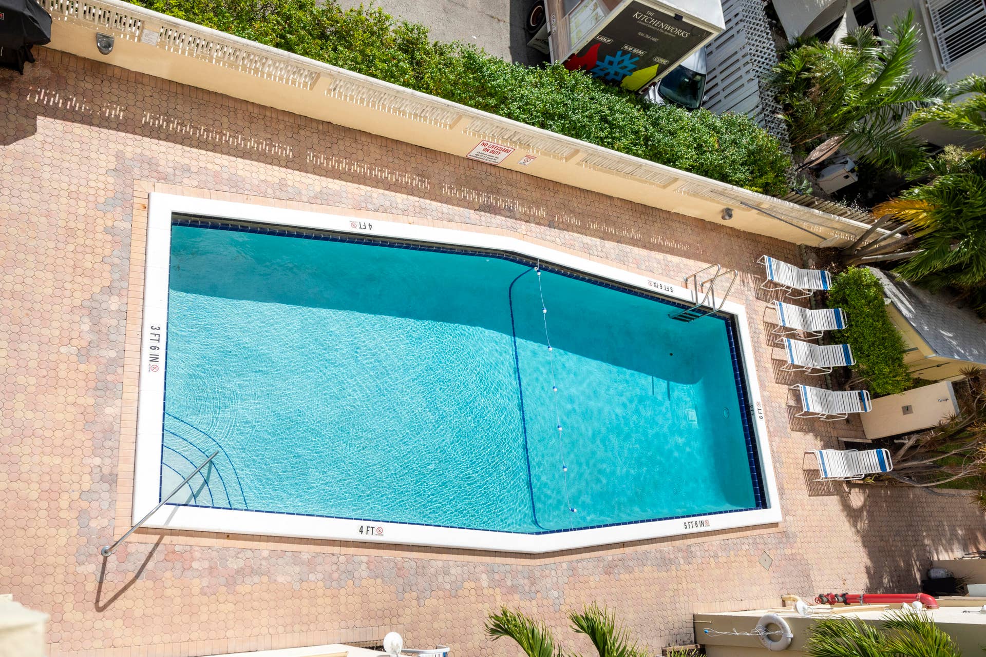 900 NE 18th Avenue, #408, Fort Lauderdale, FL 33304 Community Pool