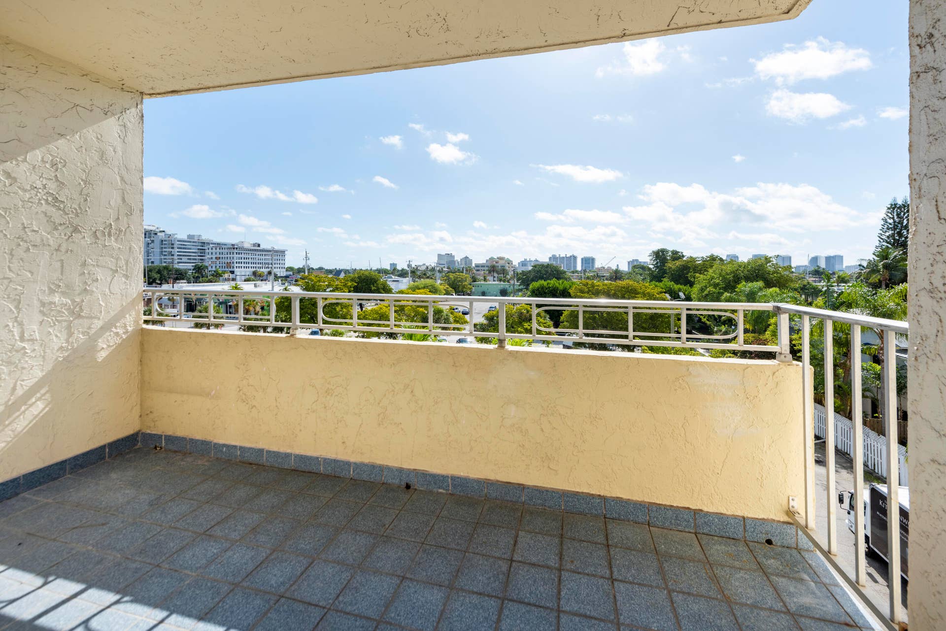 900 NE 18th Avenue, #408, Fort Lauderdale, FL 33304 Balcony