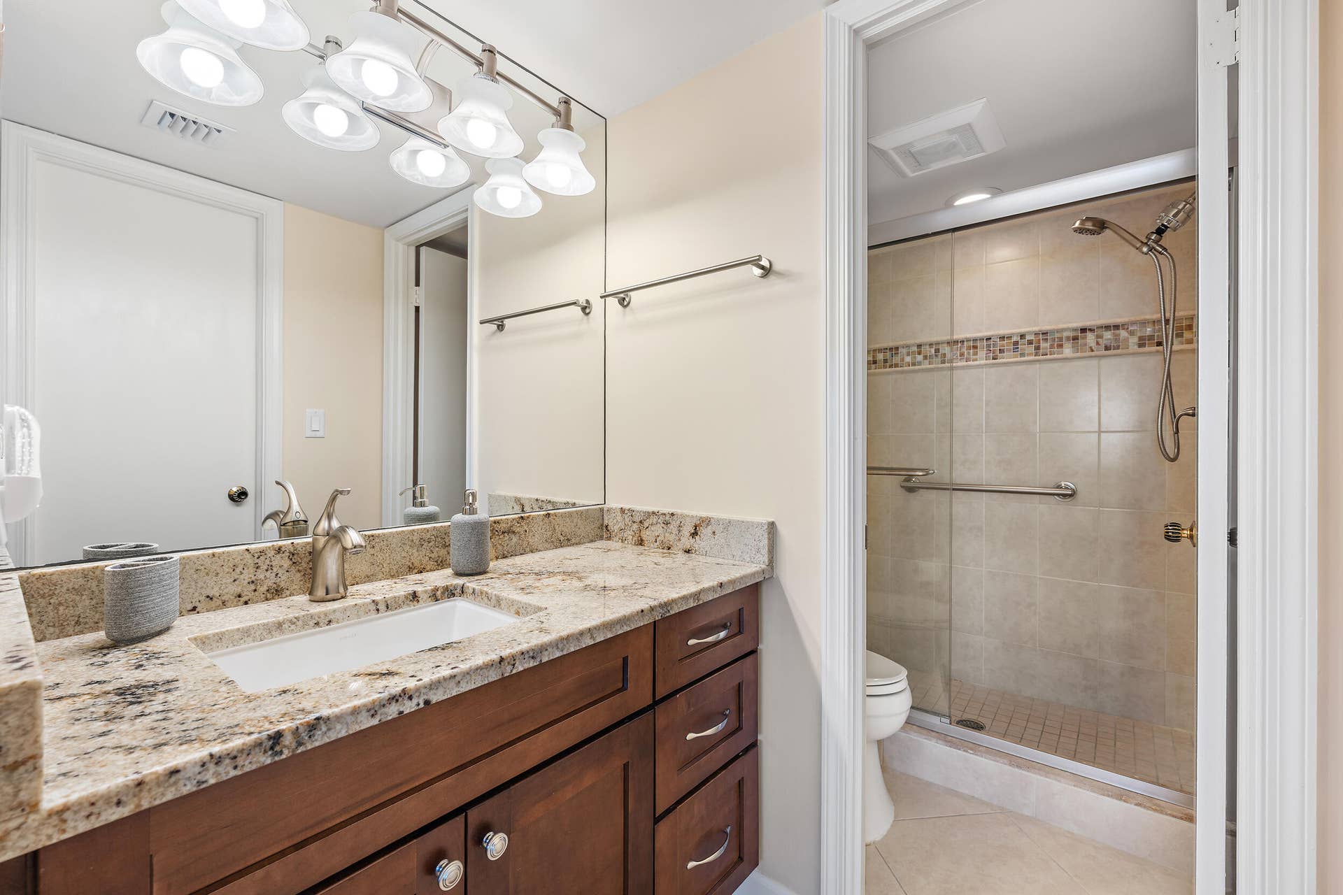 1051 Sugar Sands Boulevard, #156, Singer Island, FL 33404 Primary Bathroom
