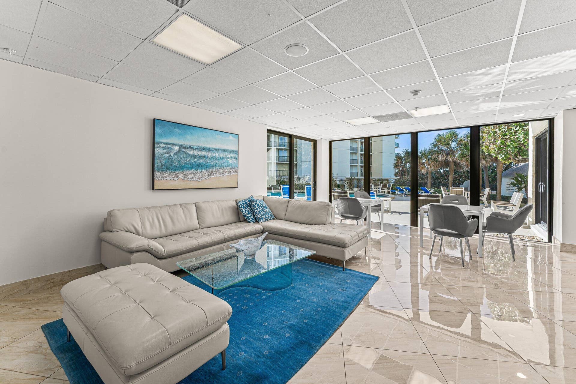 5420 N Ocean Drive, #1703, Singer Island, FL 33404 4 Lobby
