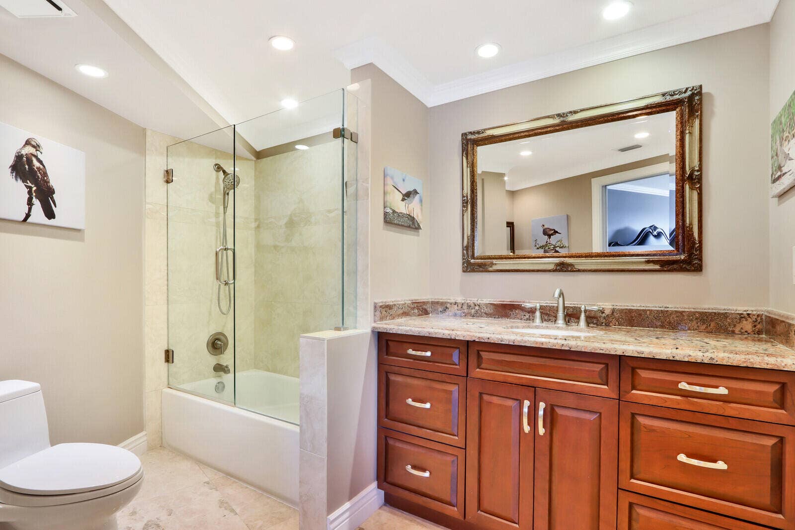 5420 N Ocean Drive, #1703, Singer Island, FL 33404 Primary Bath