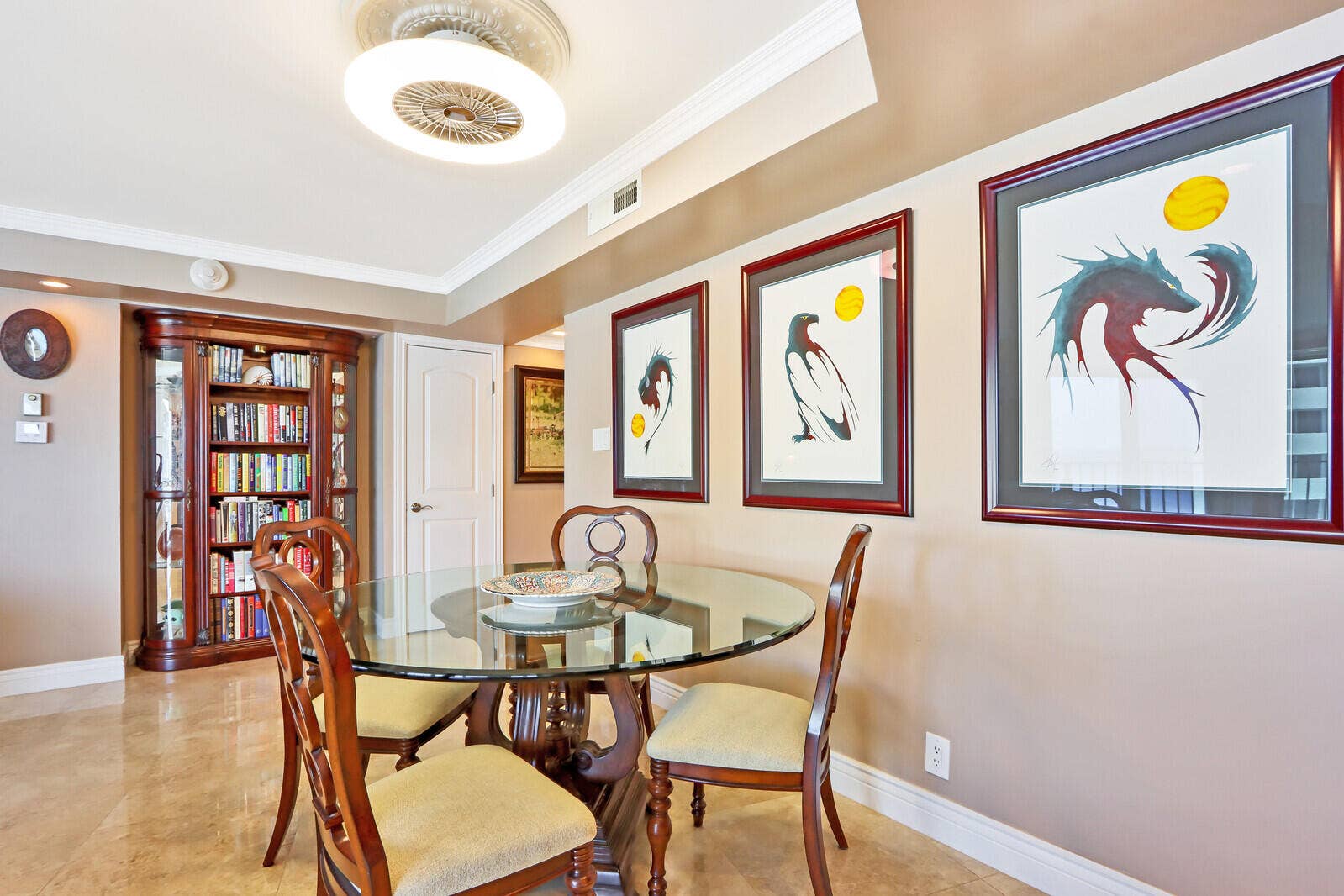 5420 N Ocean Drive, #1703, Singer Island, FL 33404 Dining Area