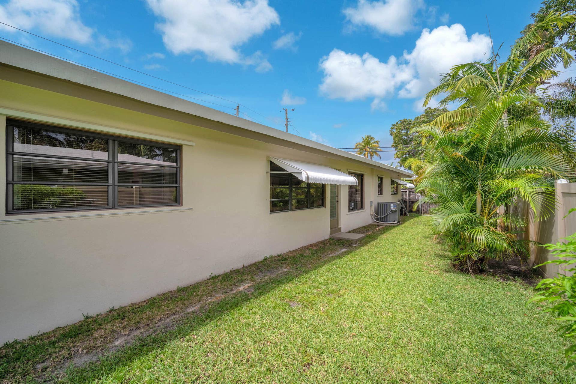 601 NW 29th Street, Wilton Manors, FL 33311 34-web-or-mls-DSC06811