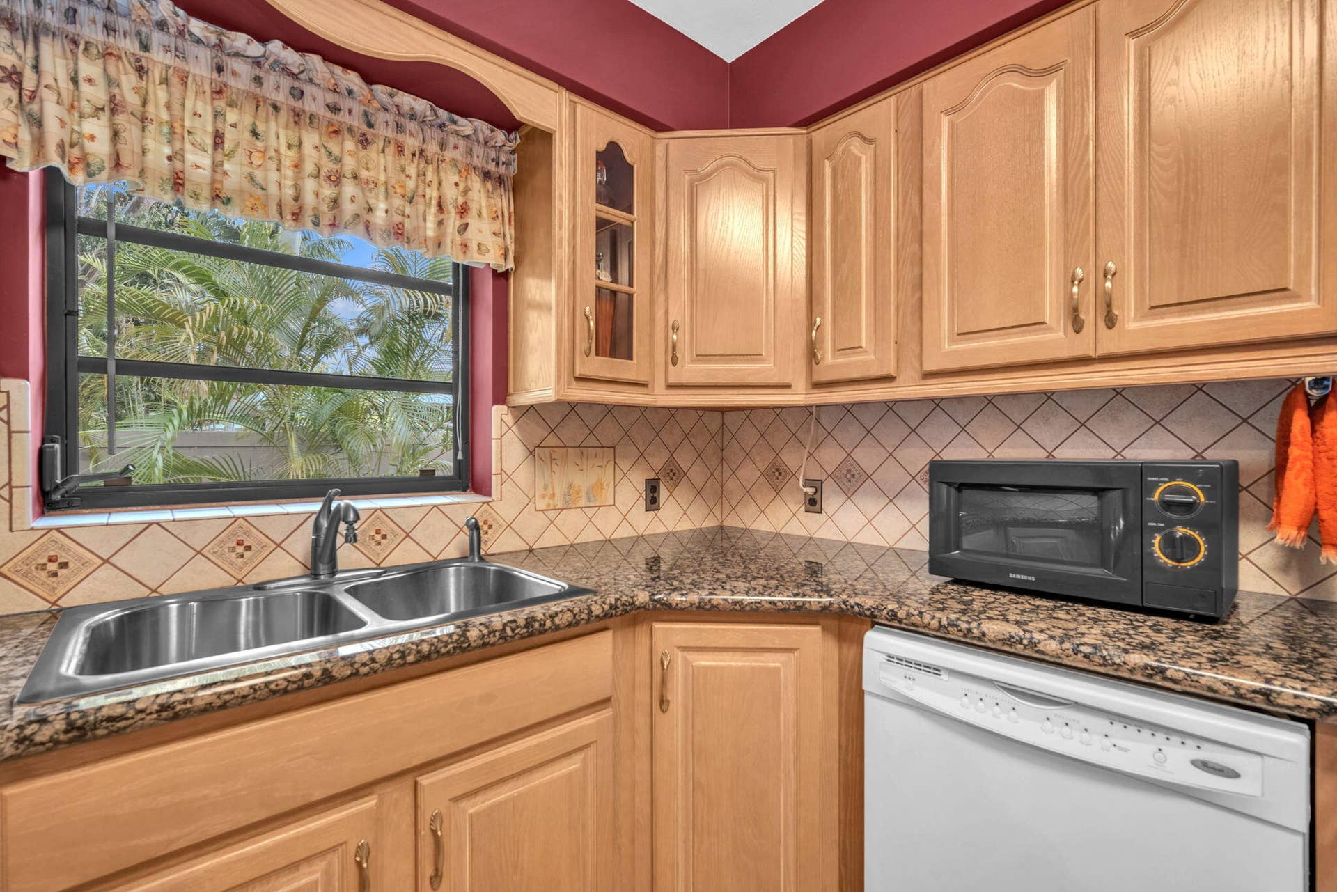 601 NW 29th Street, Wilton Manors, FL 33311 20-web-or-mls-DSC06868