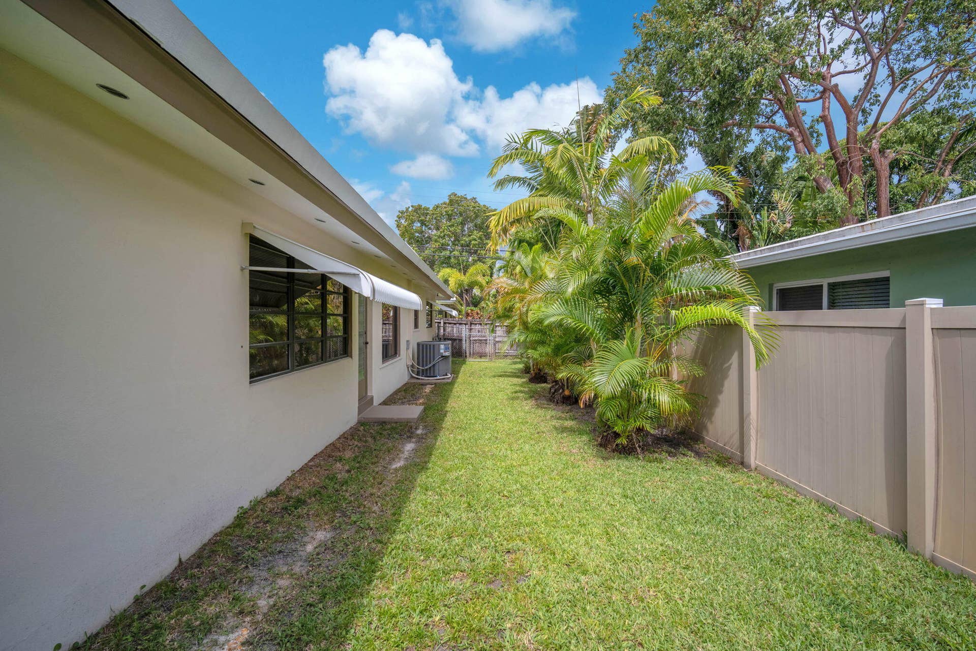 601 NW 29th Street, Wilton Manors, FL 33311 35-web-or-mls-DSC06812