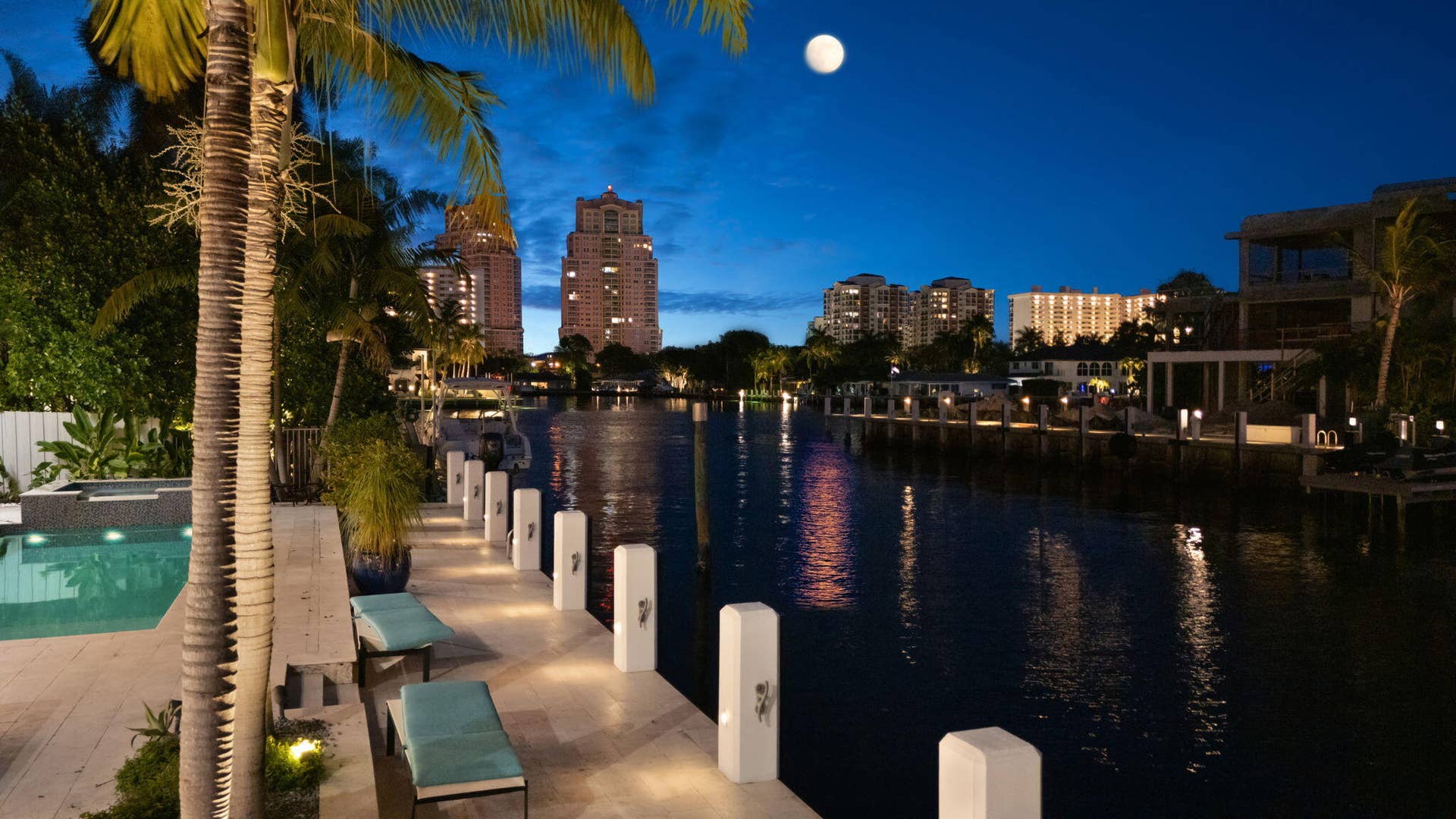 2870 NE 24th Place, Fort Lauderdale, FL 33305 5-web-or-mls-Twilights 2870 NE 24th Plac
