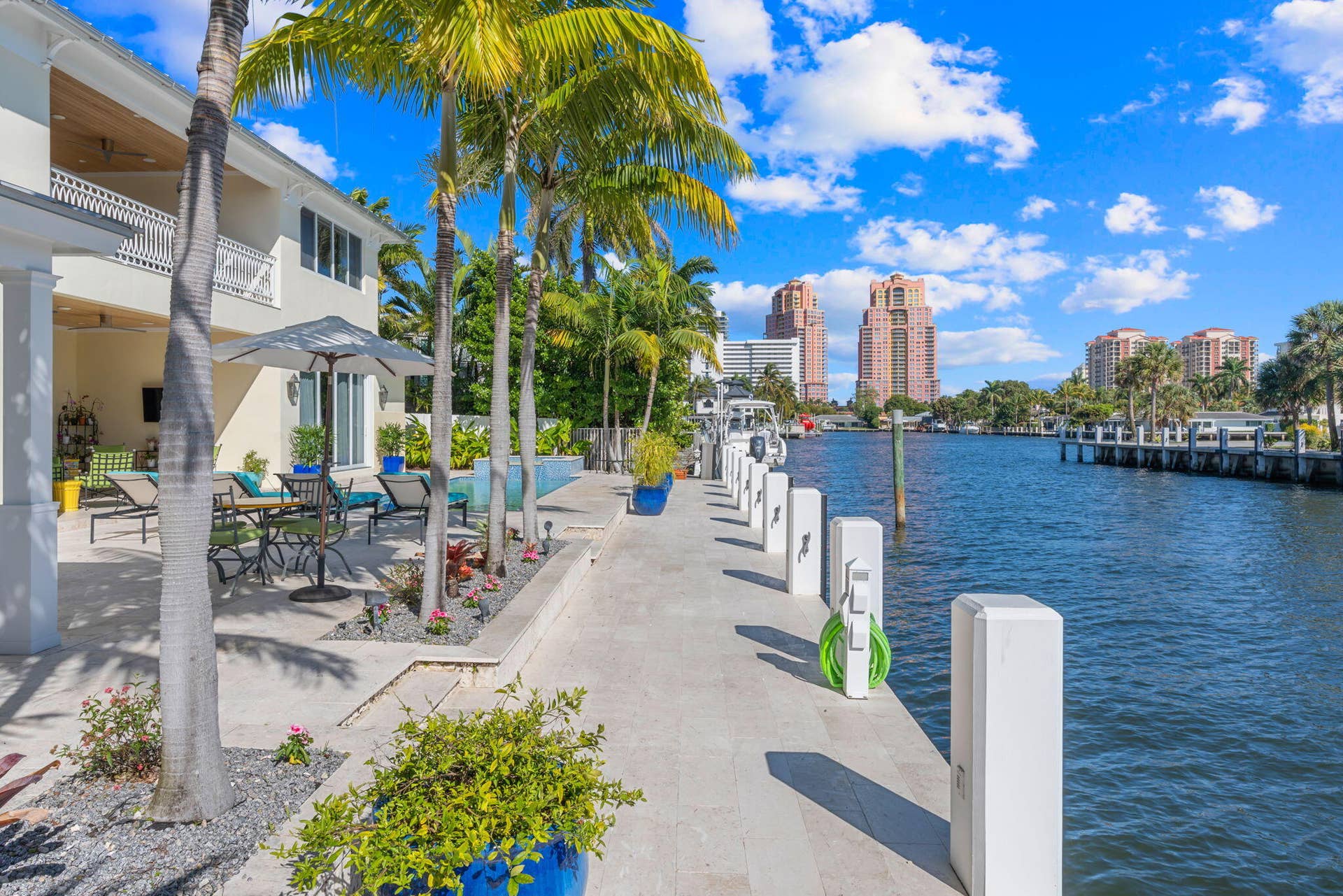 2870 NE 24th Place, Fort Lauderdale, FL 33305 123-web-or-mls-2870 NE 24th Pl Fort Laud