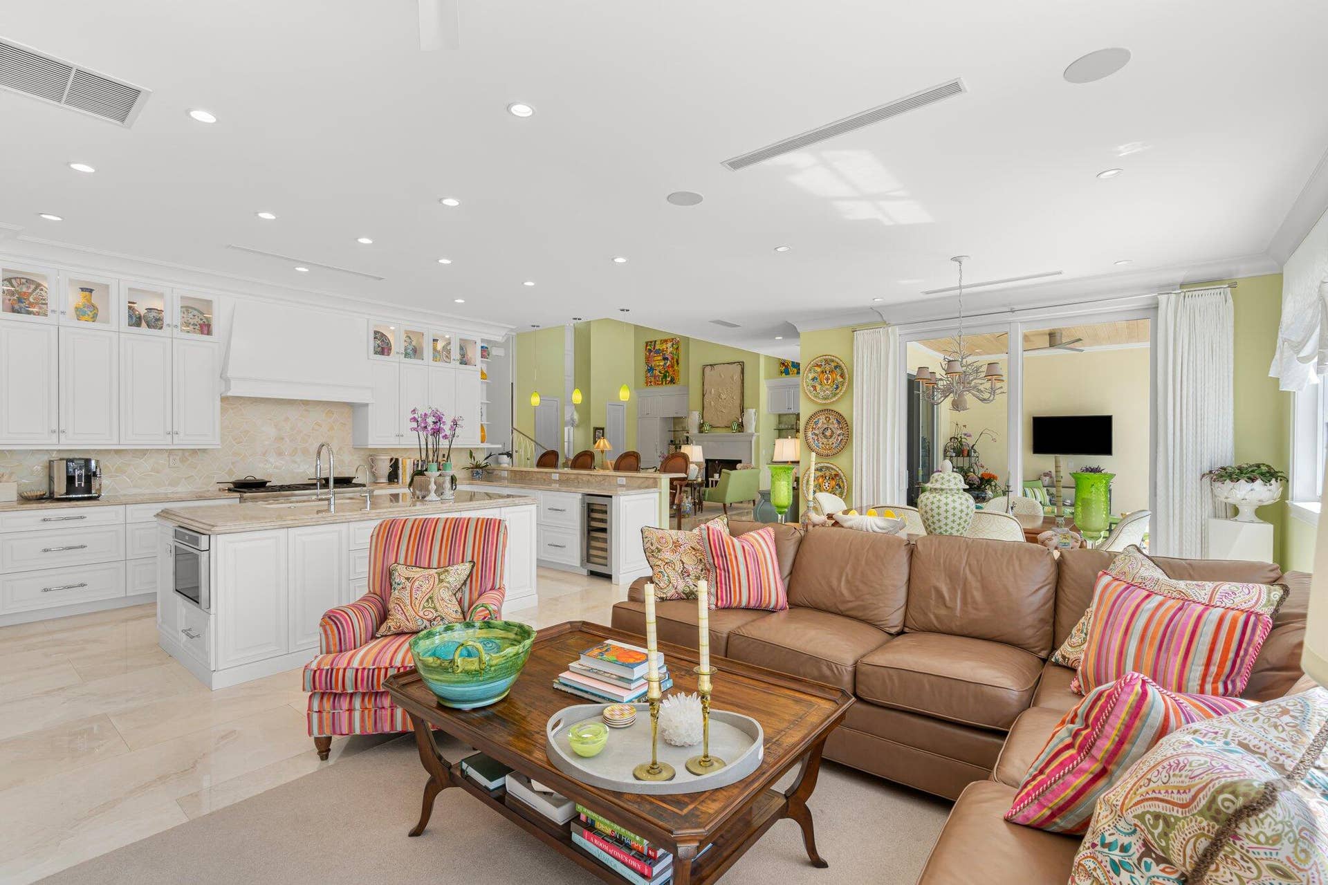2870 NE 24th Place, Fort Lauderdale, FL 33305 32-web-or-mls-2870 NE 24th Pl Fort Laude