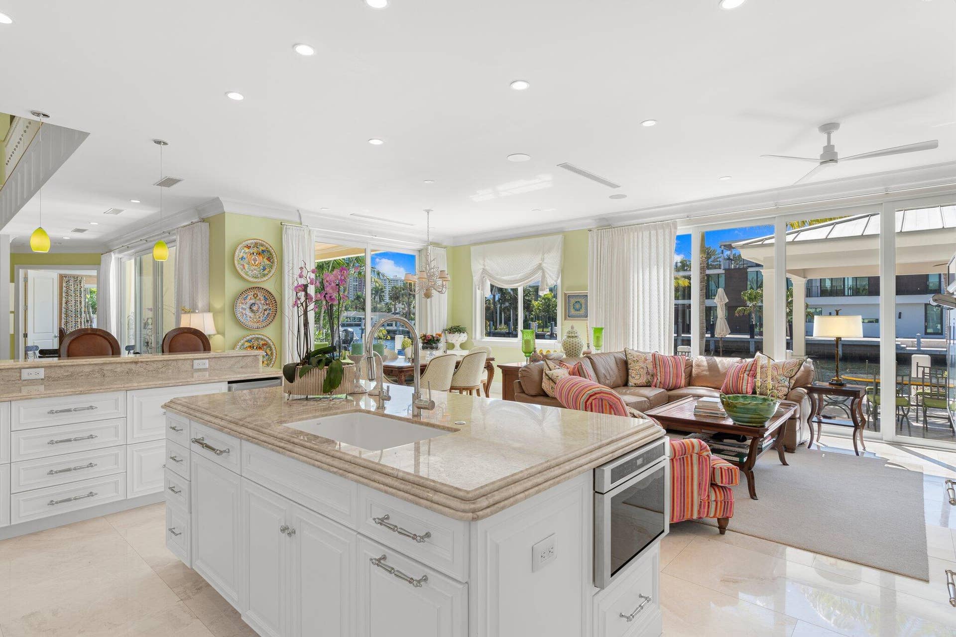 2870 NE 24th Place, Fort Lauderdale, FL 33305 24-web-or-mls-2870 NE 24th Pl Fort Laude