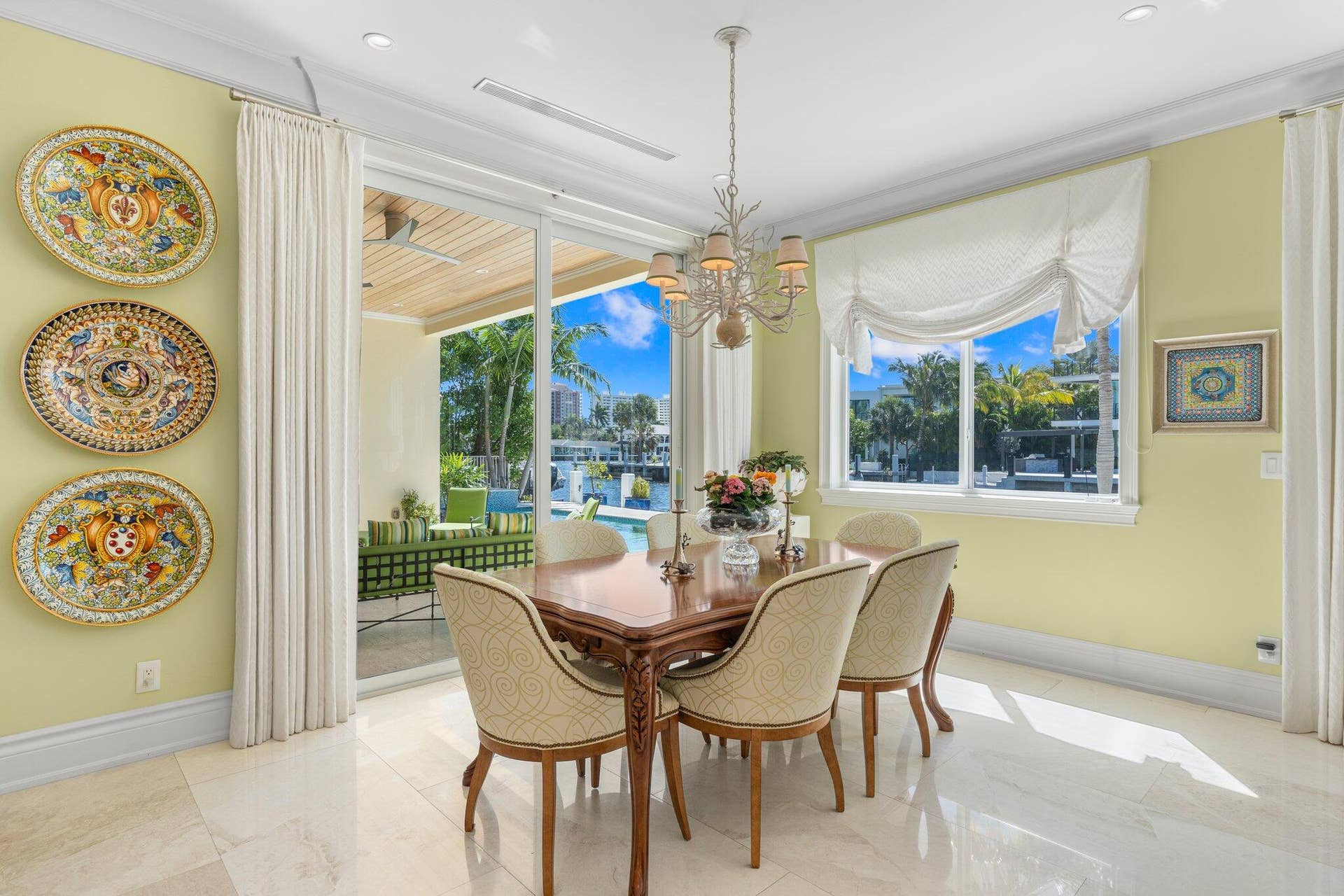 2870 NE 24th Place, Fort Lauderdale, FL 33305 28-web-or-mls-2870 NE 24th Pl Fort Laude