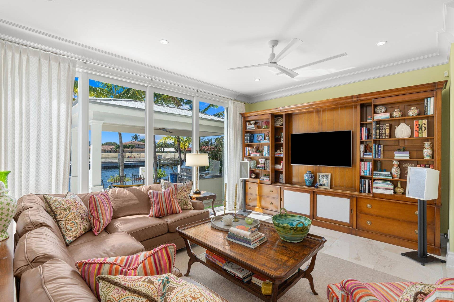 2870 NE 24th Place, Fort Lauderdale, FL 33305 31-web-or-mls-2870 NE 24th Pl Fort Laude