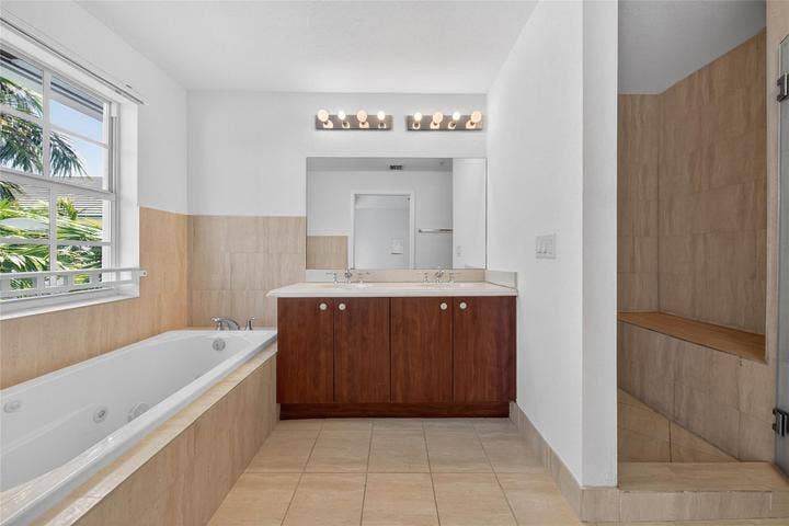 primary bath 2