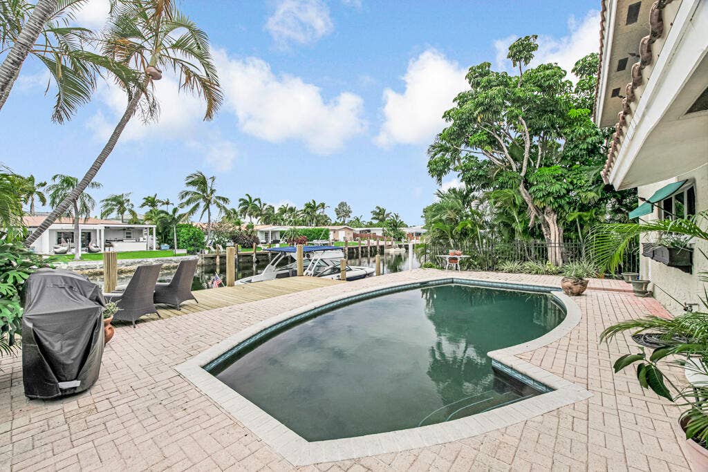 491 SE 16th Avenue, Pompano Beach, FL 33060 44