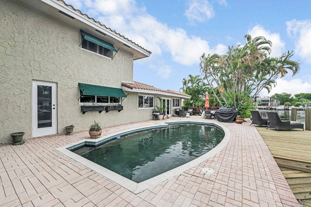 491 SE 16th Avenue, Pompano Beach, FL 33060 47