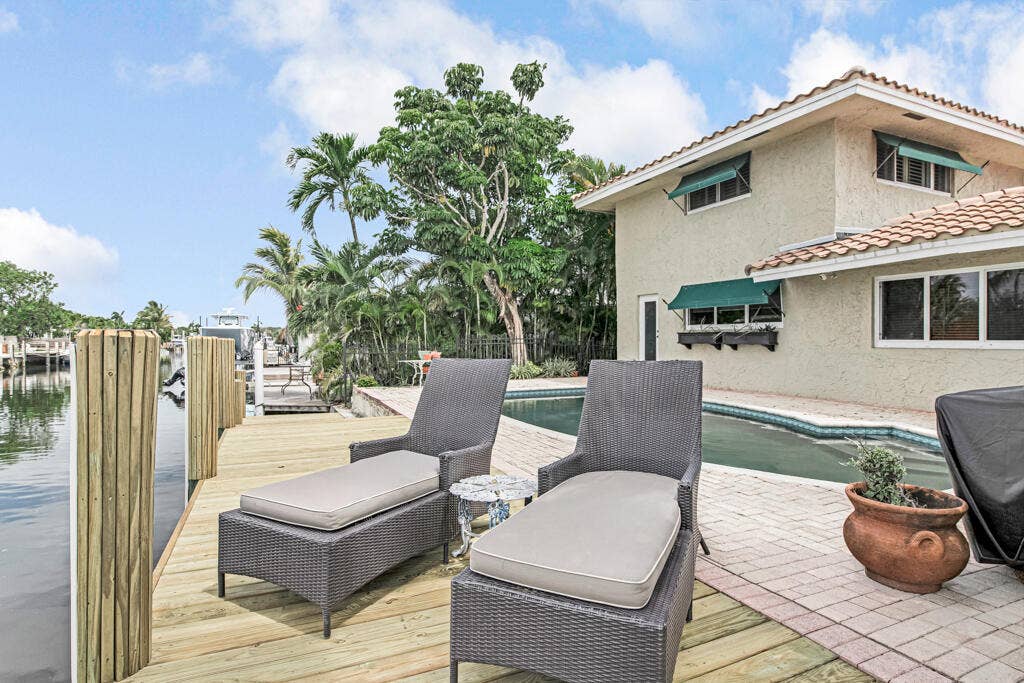 491 SE 16th Avenue, Pompano Beach, FL 33060 53
