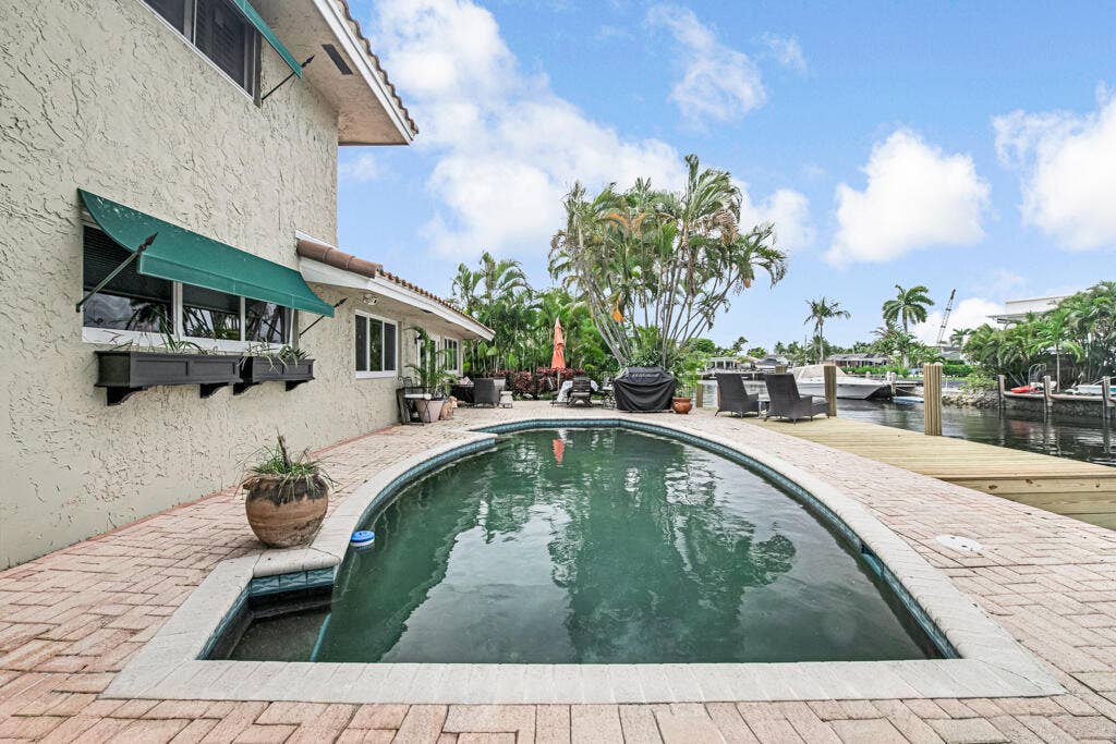 491 SE 16th Avenue, Pompano Beach, FL 33060 49